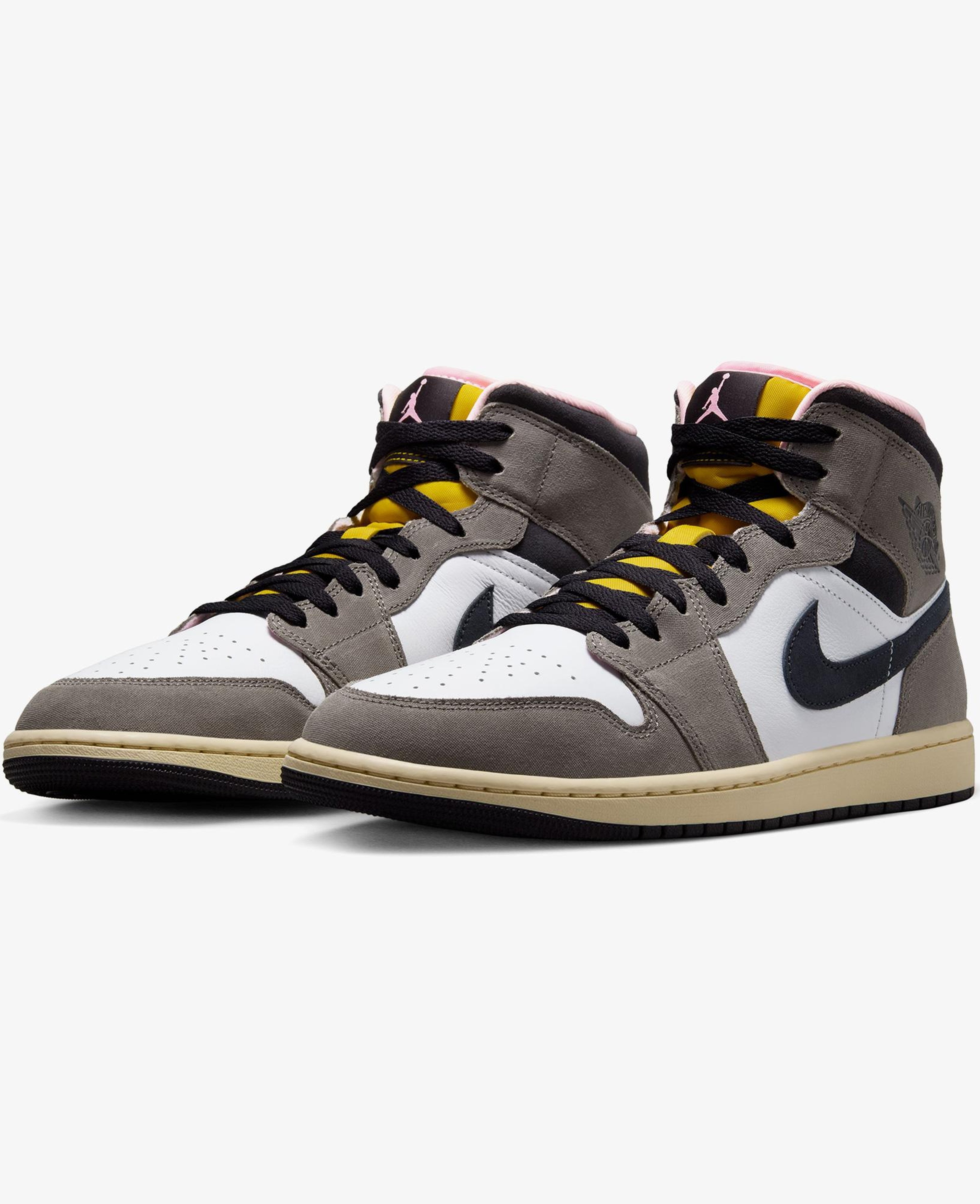 Jordan Air 1 Mid SE Erkek Beyaz Spor Ayakkabı