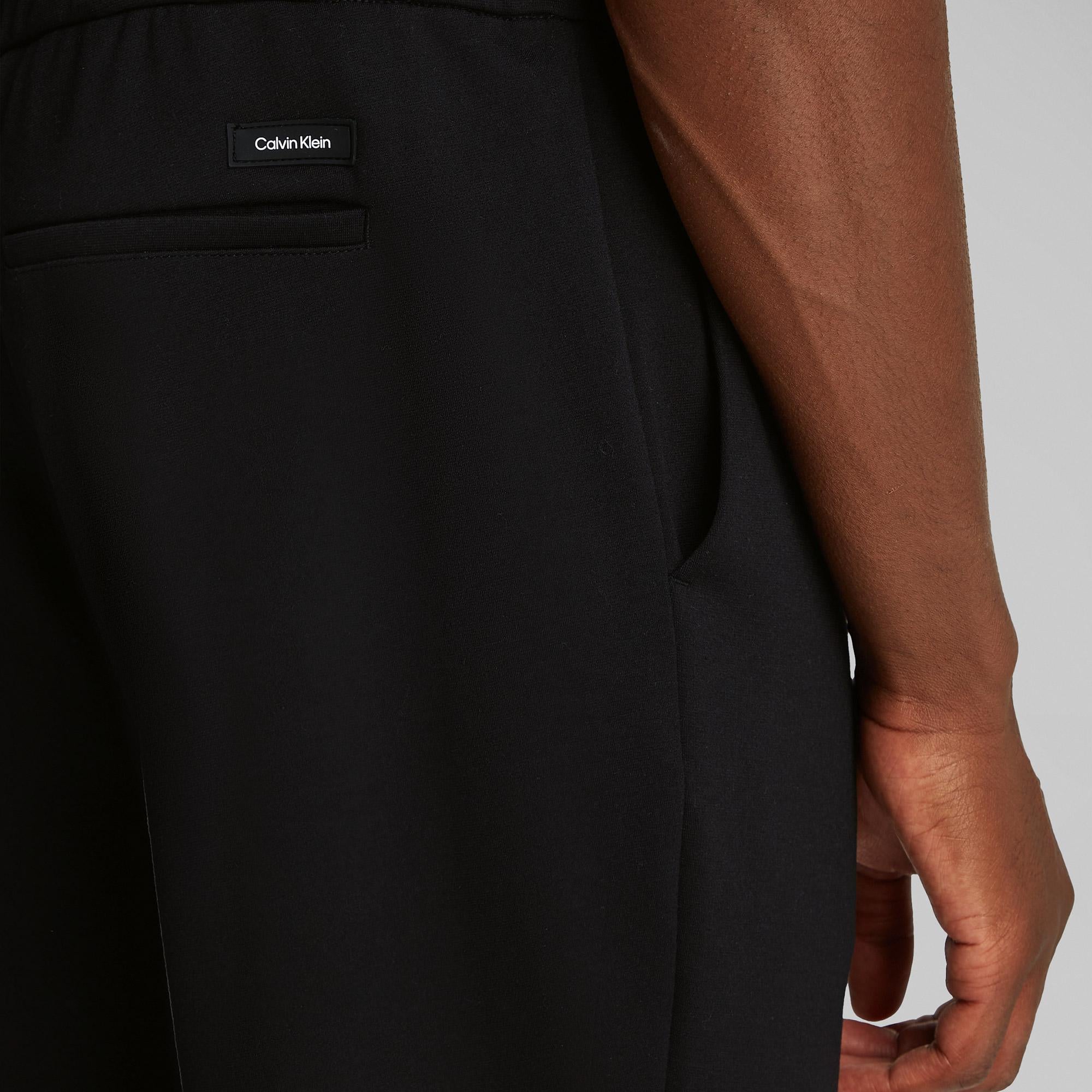 Calvin Klein Comfort Knit Tapered Pleat Erkek Siyah Pantolon