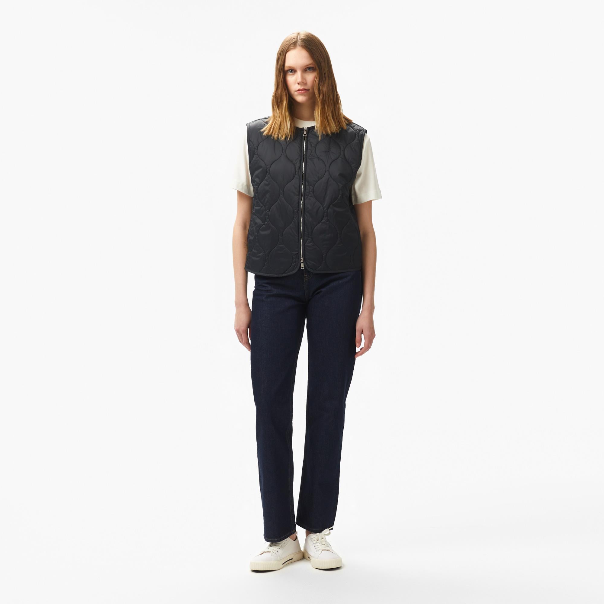 Nautica Kadın Siyah Regular Fit Kapitone Fermuarlı Yelek