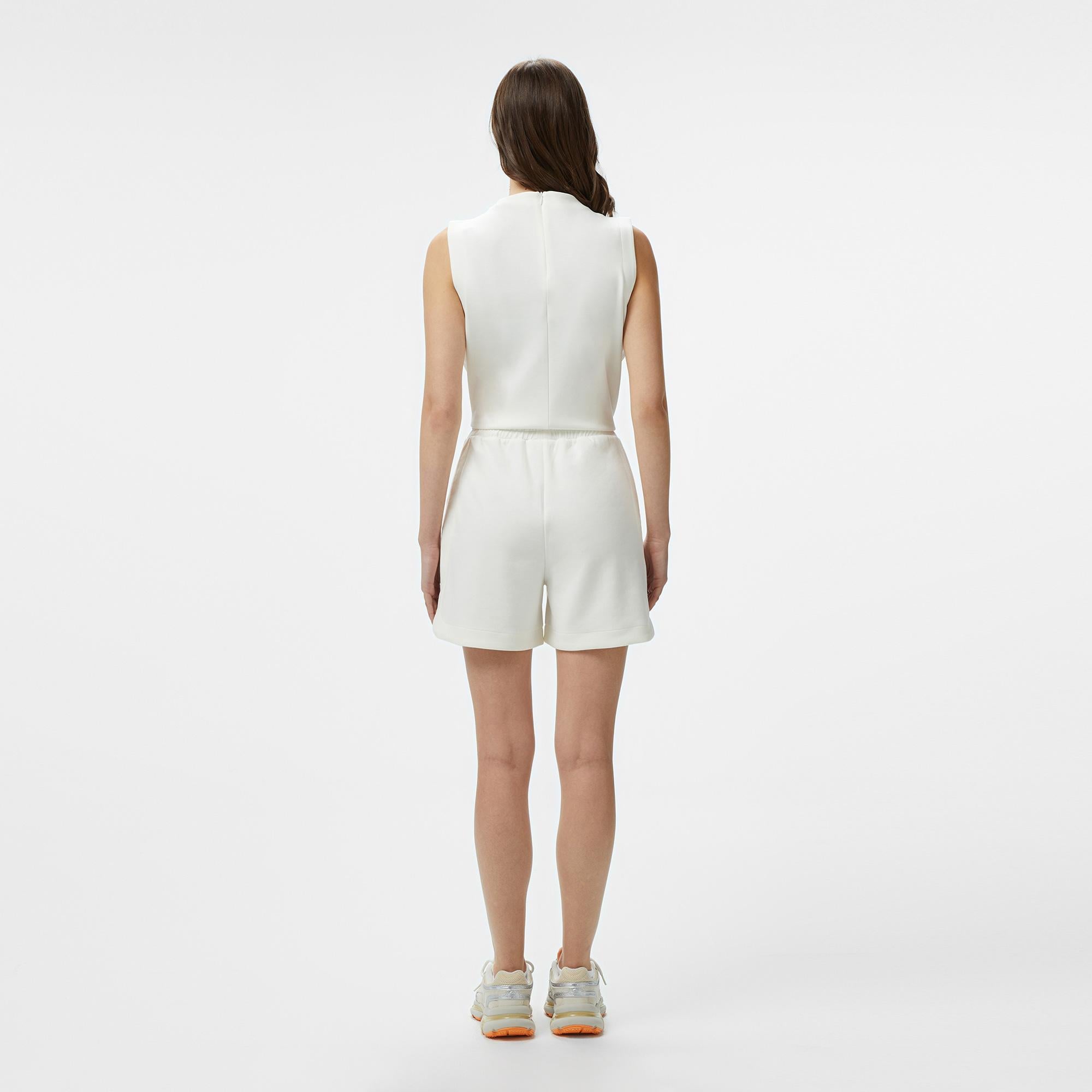 Kadın Relaxed Fit Beyaz Modal Karışımlı Şort