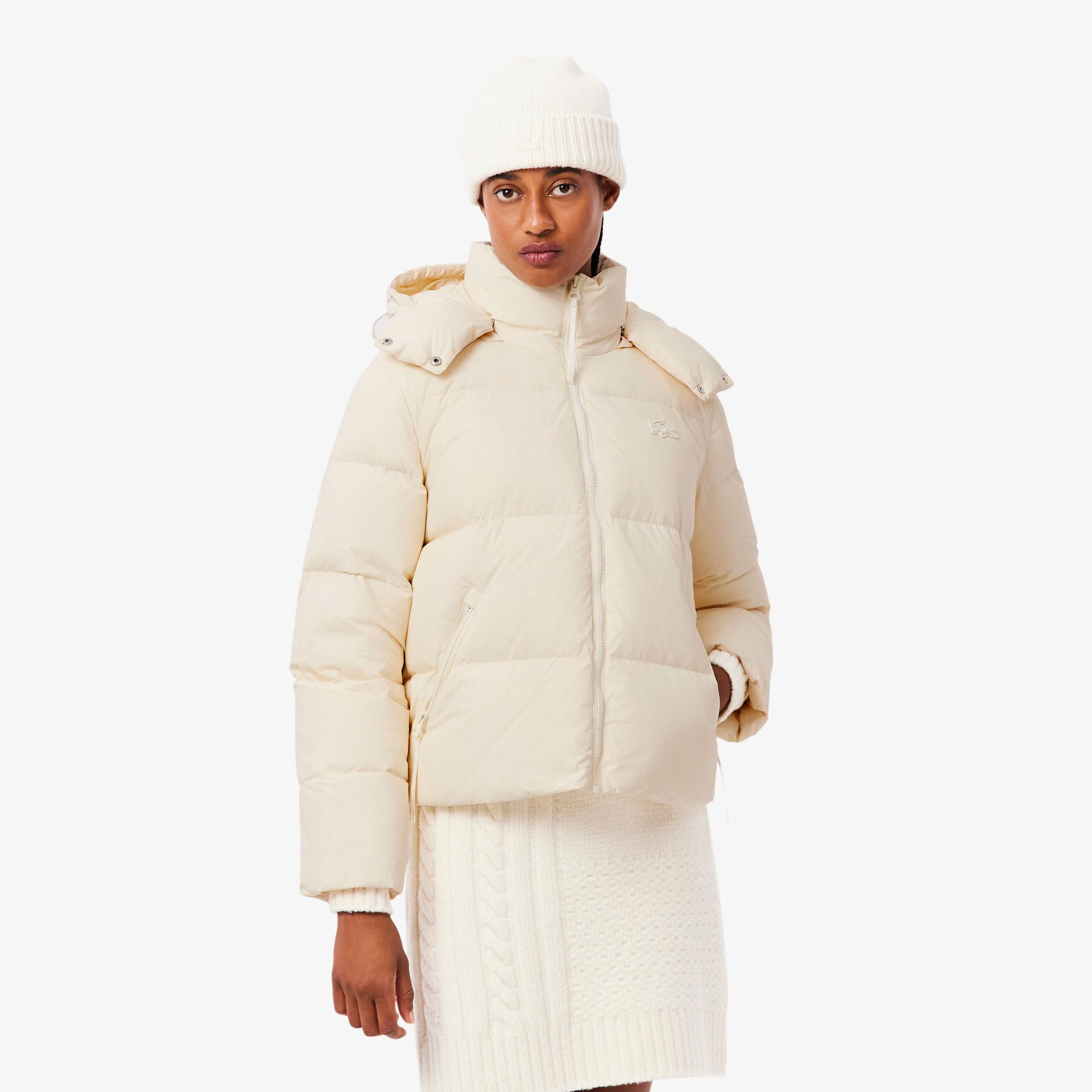 Kadın Relaxed Fit Kapüşonlu Krem Şişme Mont
