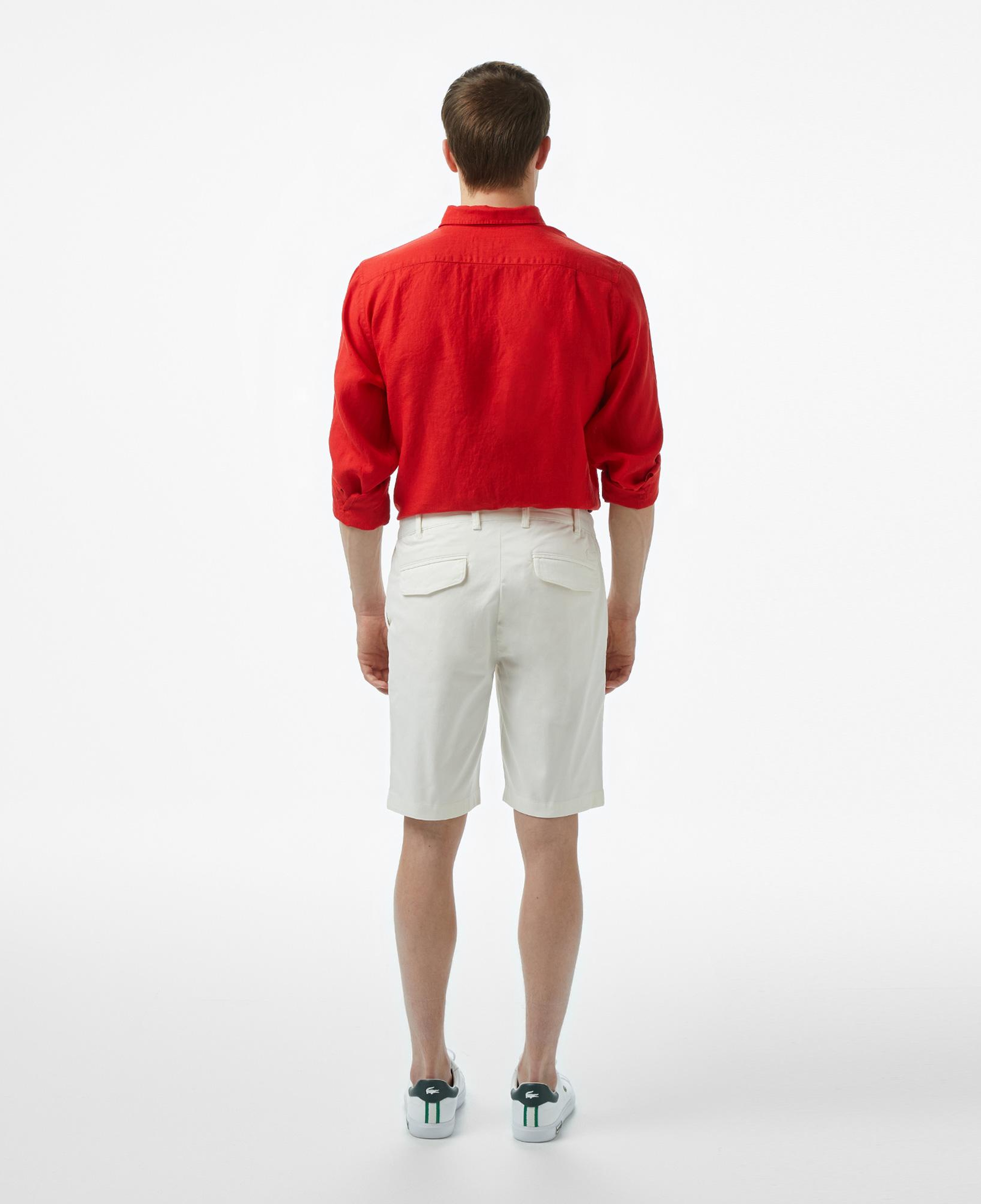 Erkek Tapered Fit Beyaz Keten Karışımlı Bermuda Şort