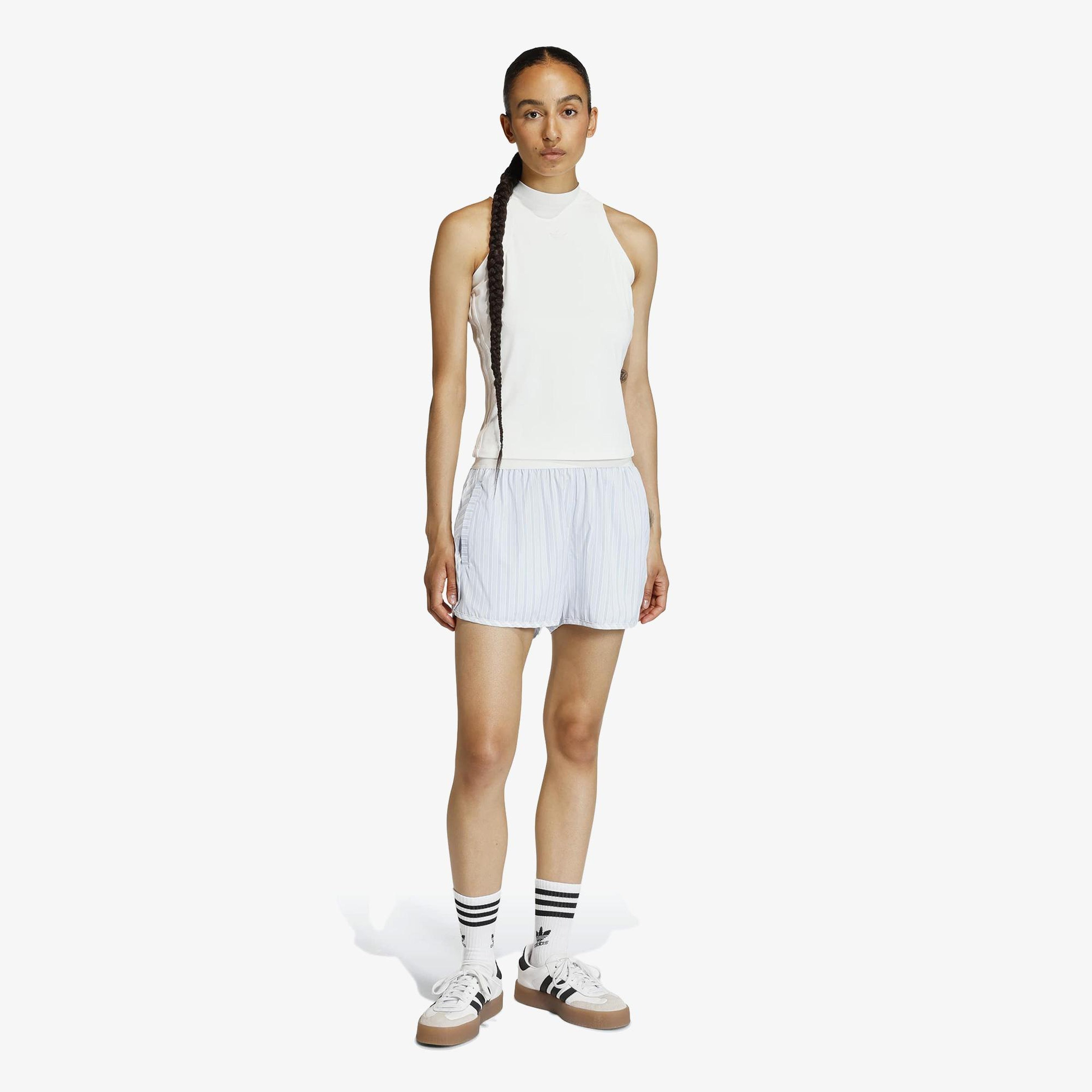 adidas Essentials Kadın Mavi Şort