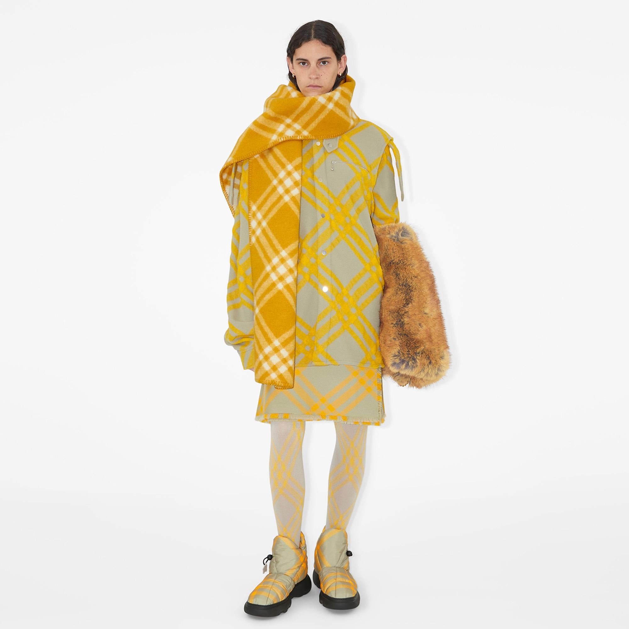 Burberry Unisex Sarı Yün Karışımlı Çorap