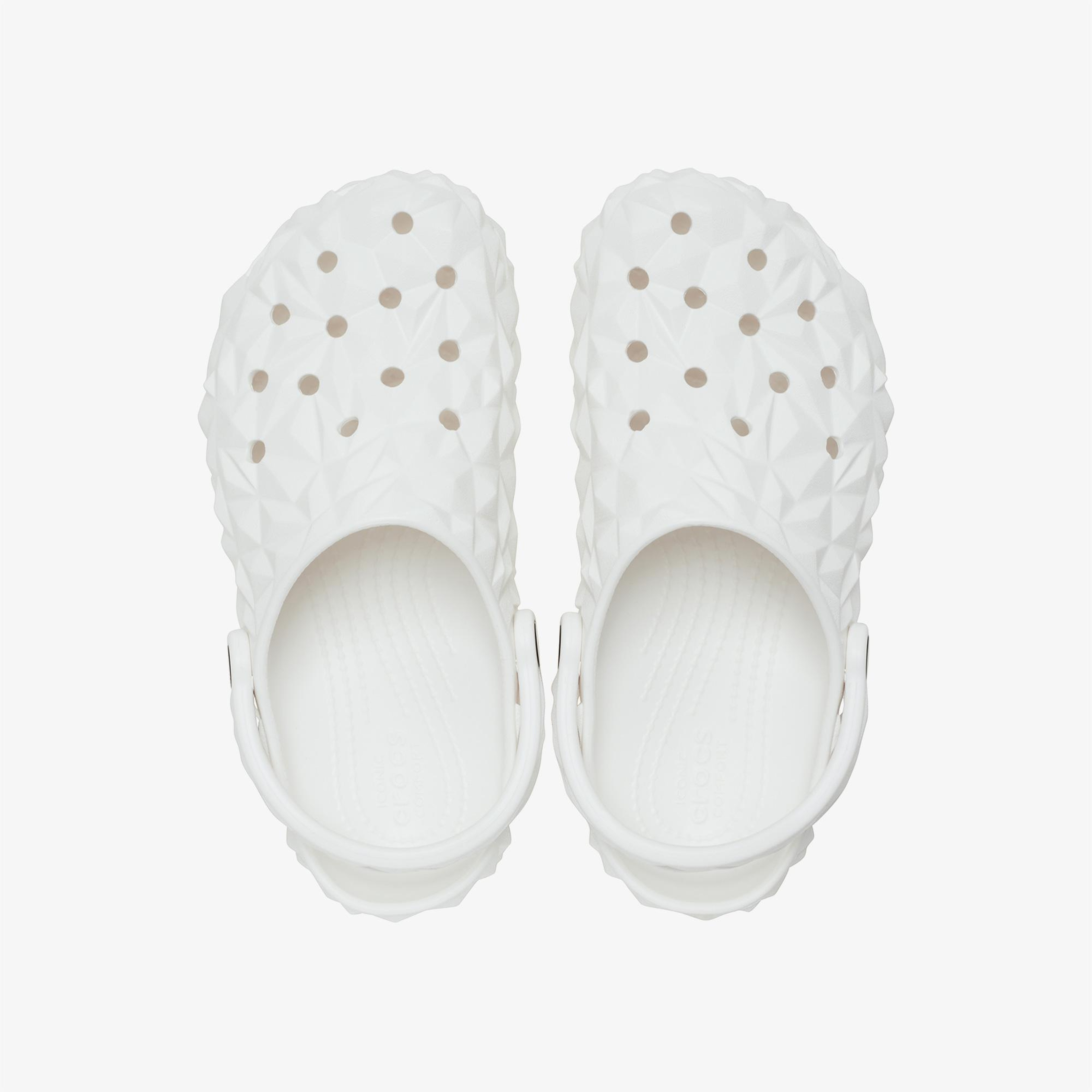 Crocs Classic Geometric Unisex Beyaz Terlik