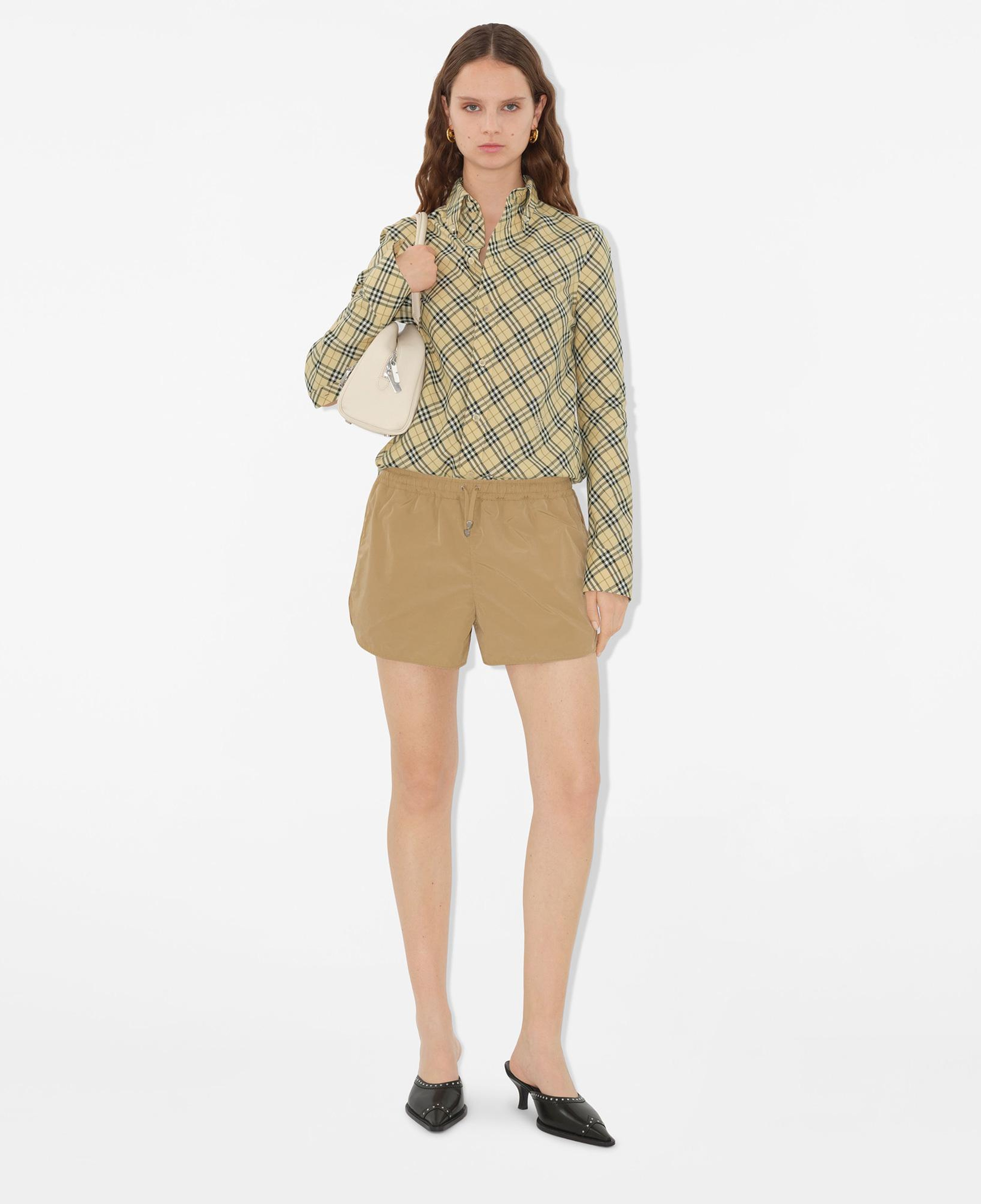 Burberry Cie Nylon Cotton Kadın Bej Şort