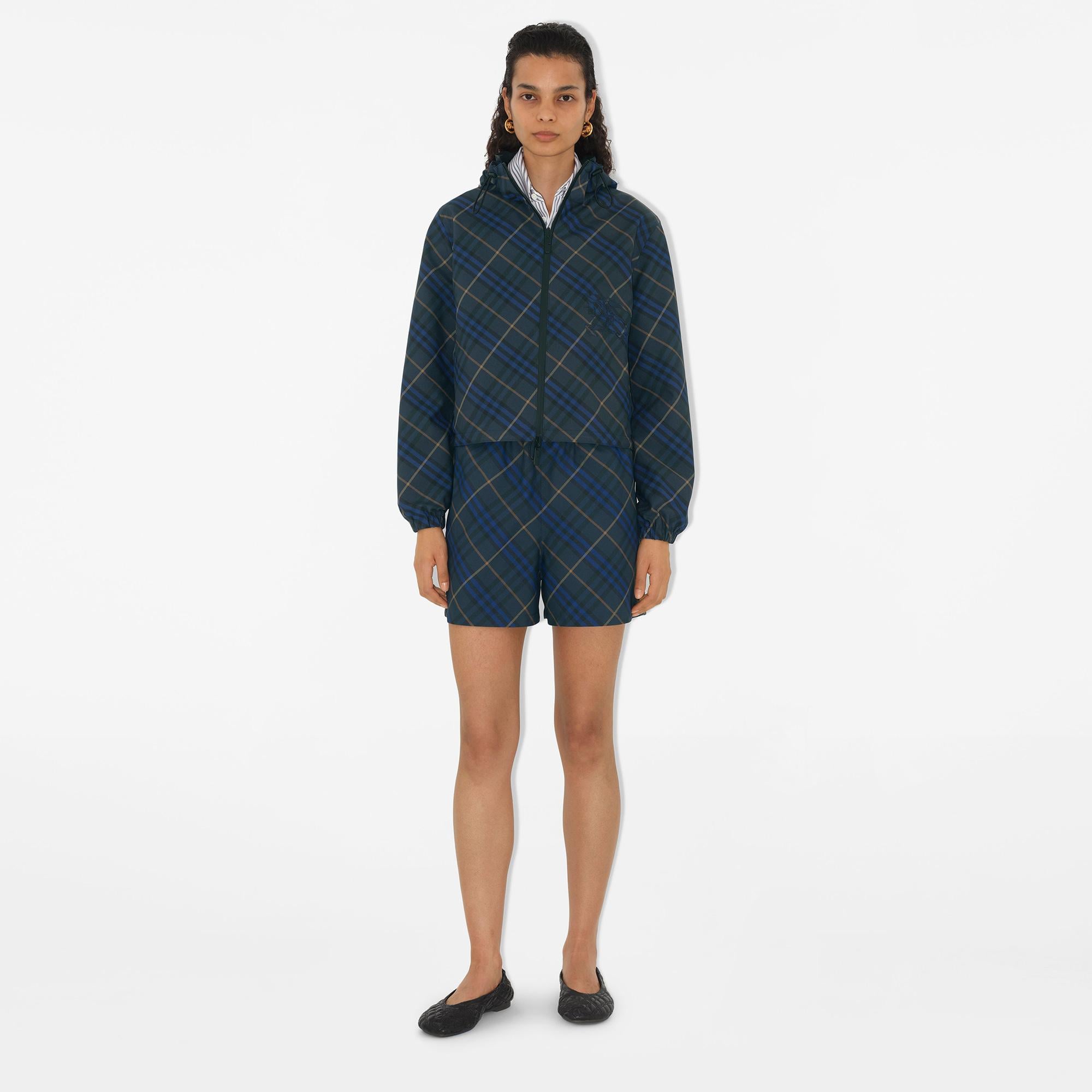 Burberry Tec Kadın Lacivert Şort