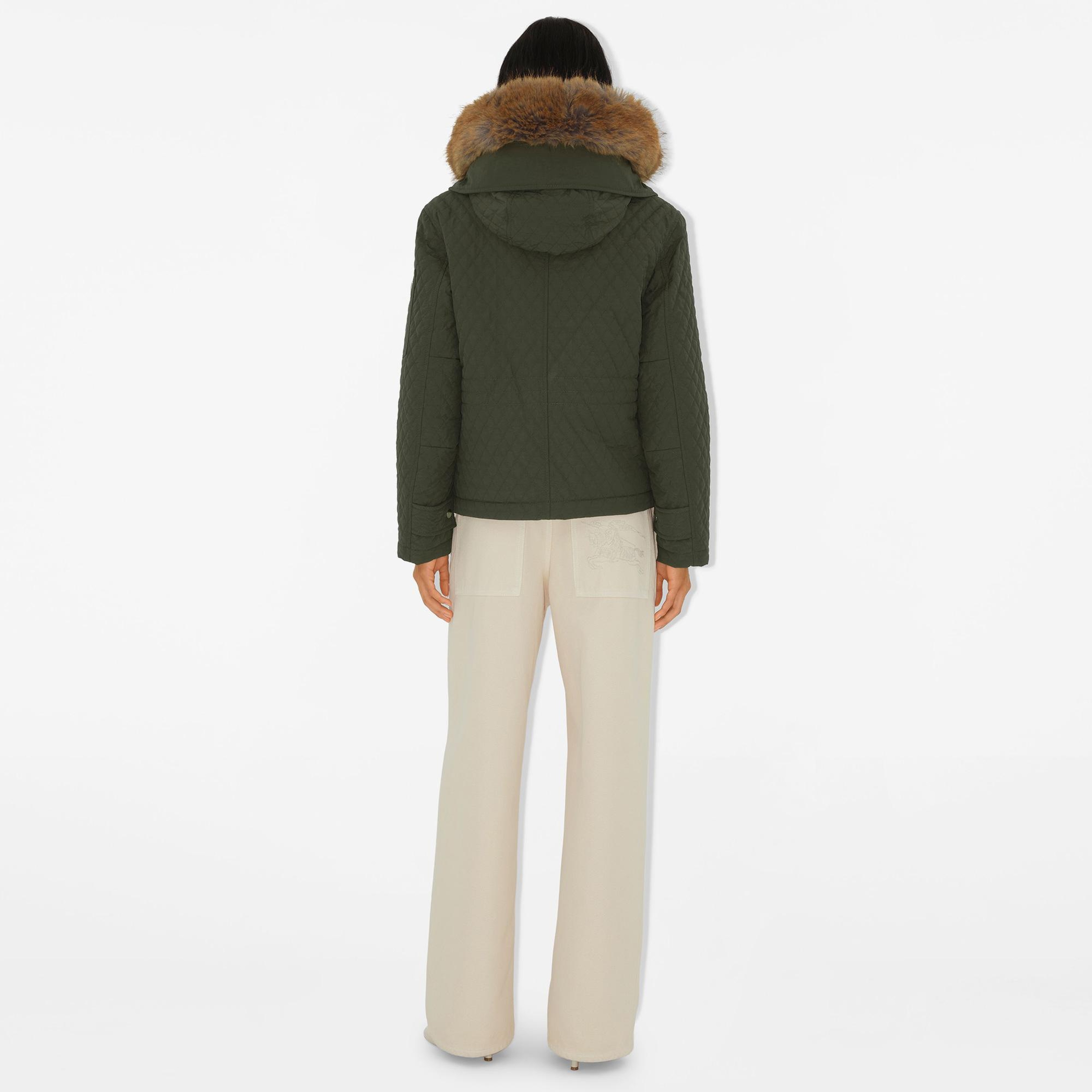 Burberry Kadın Yeşil Mont