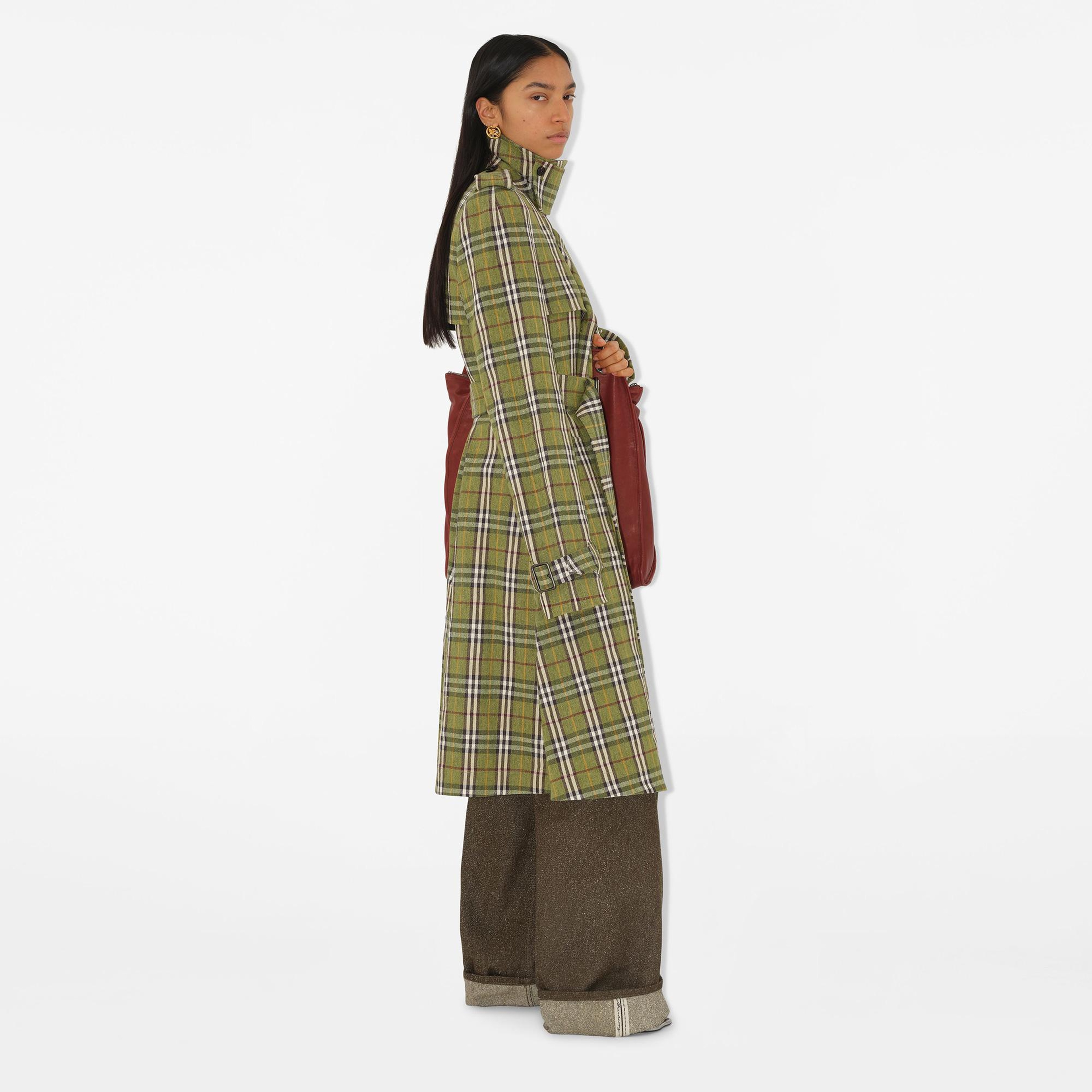Burberry Giu Long Stretch Linen Kadın Yeşil Trençkot