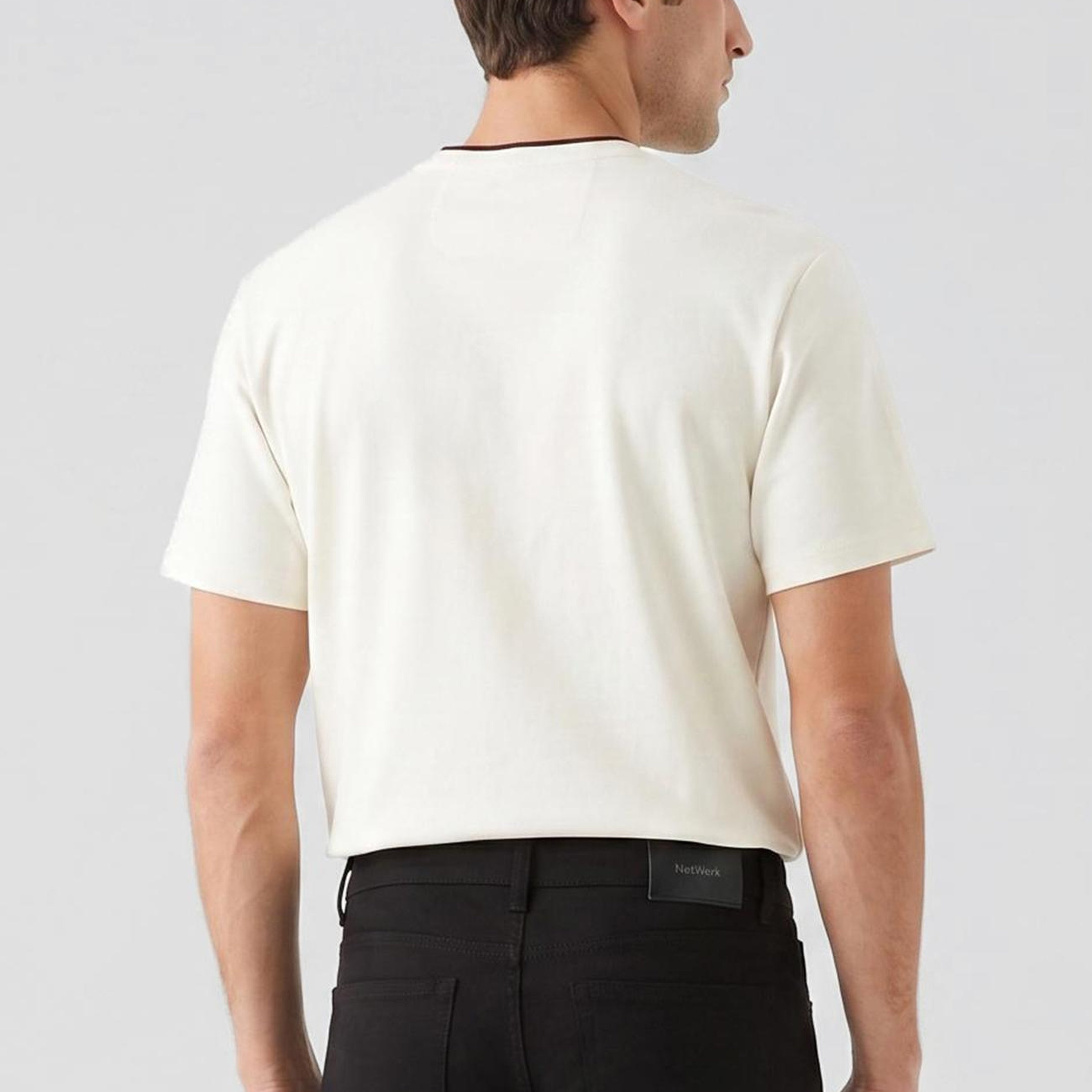 Network Erkek Kırık Beyaz Satranç Baskılı T-shirt