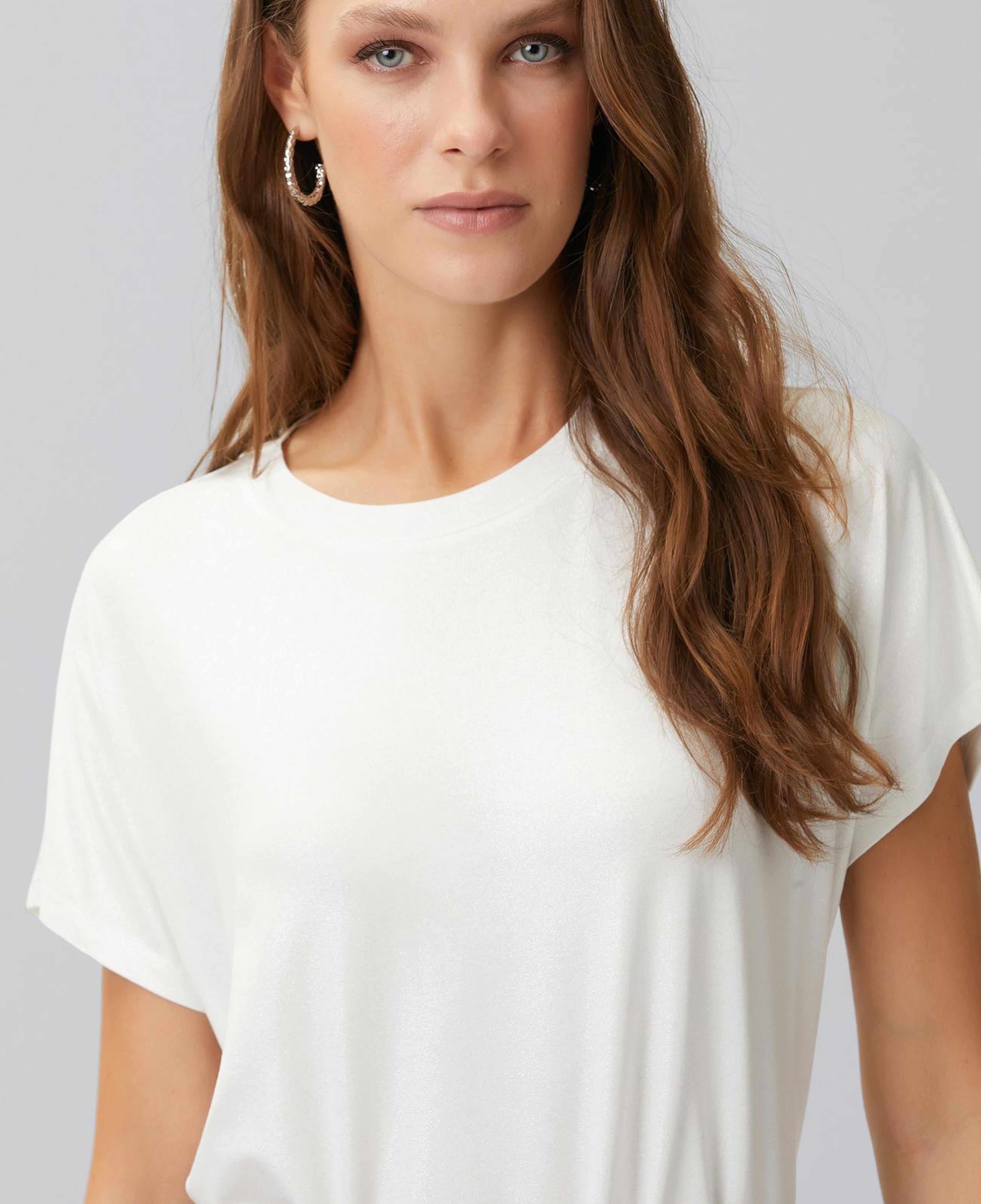 Network Kadın Kırık Beyaz Varak Baskılı Kısa Kol T-shirt