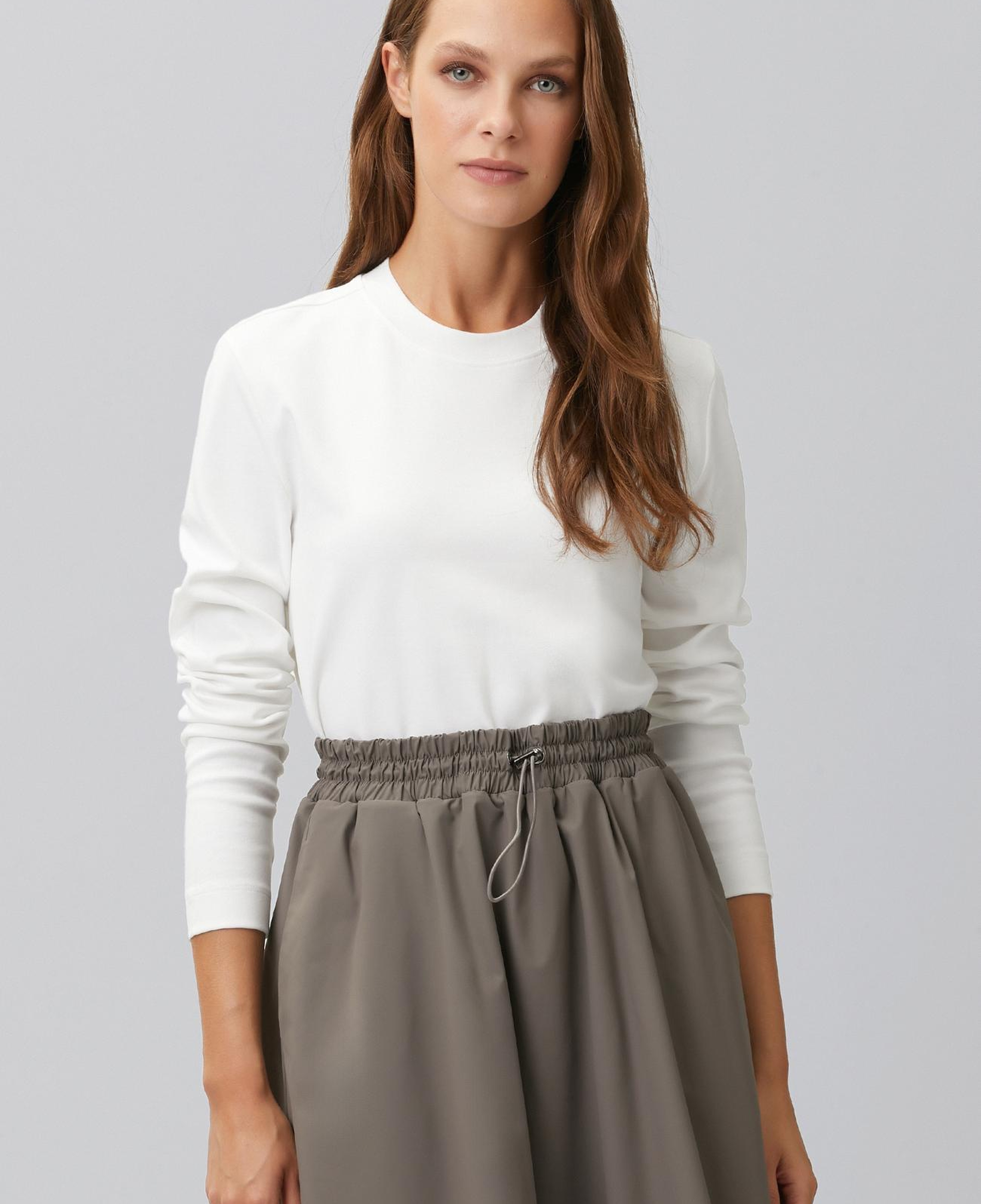 Network Kadın Beyaz Bisiklet Yaka Basic Sweatshirt