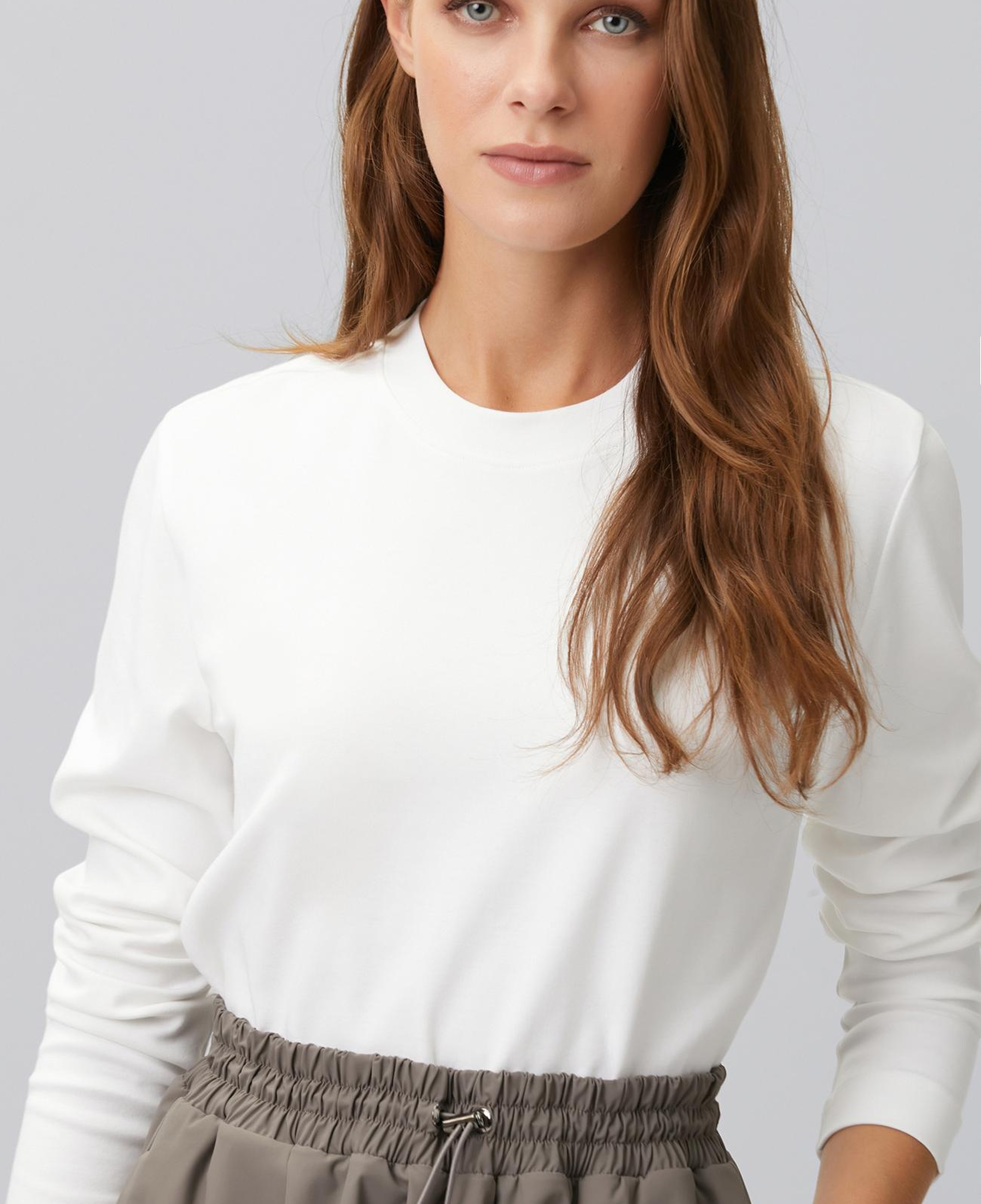 Network Kadın Beyaz Bisiklet Yaka Basic Sweatshirt