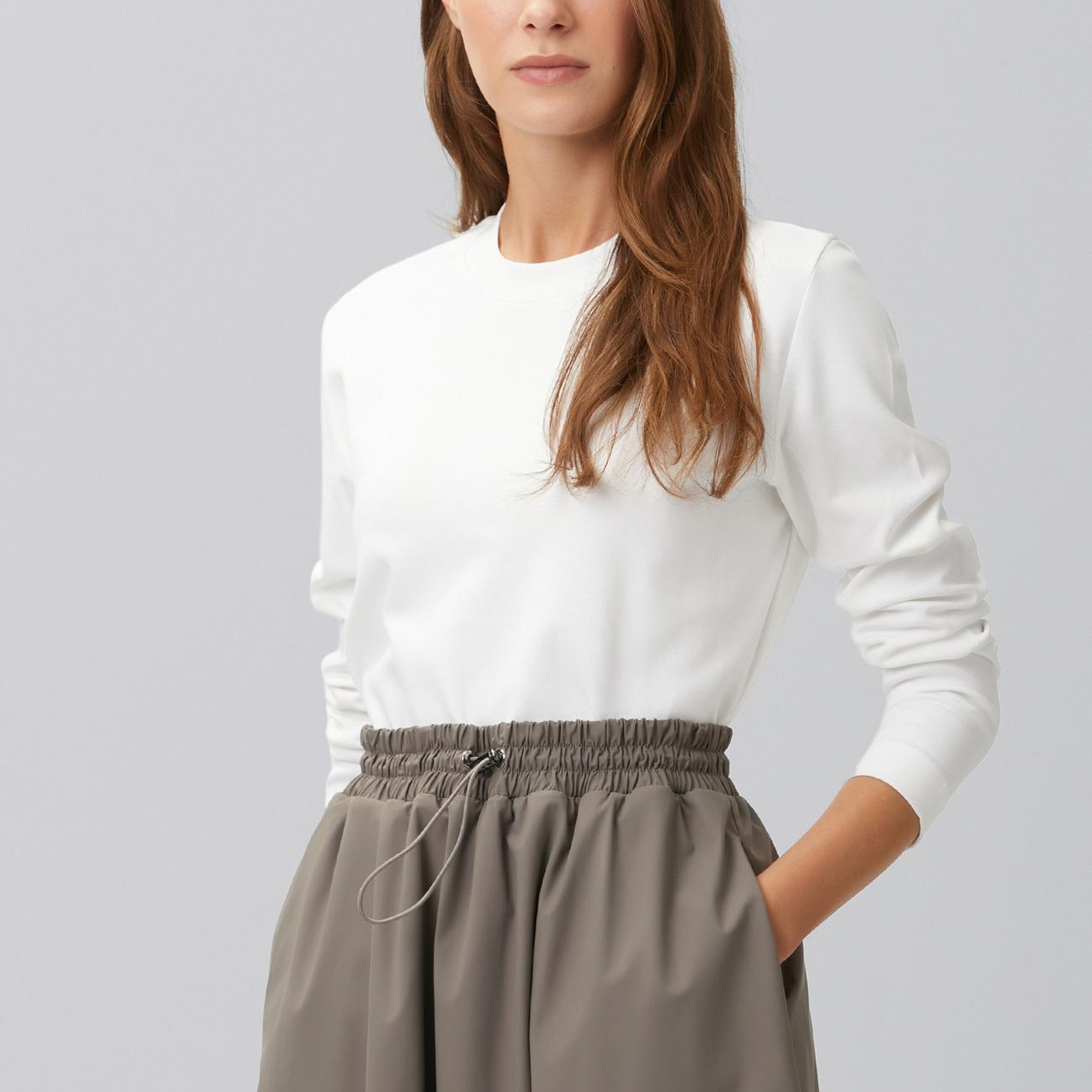 Network Kadın Beyaz Bisiklet Yaka Basic Sweatshirt