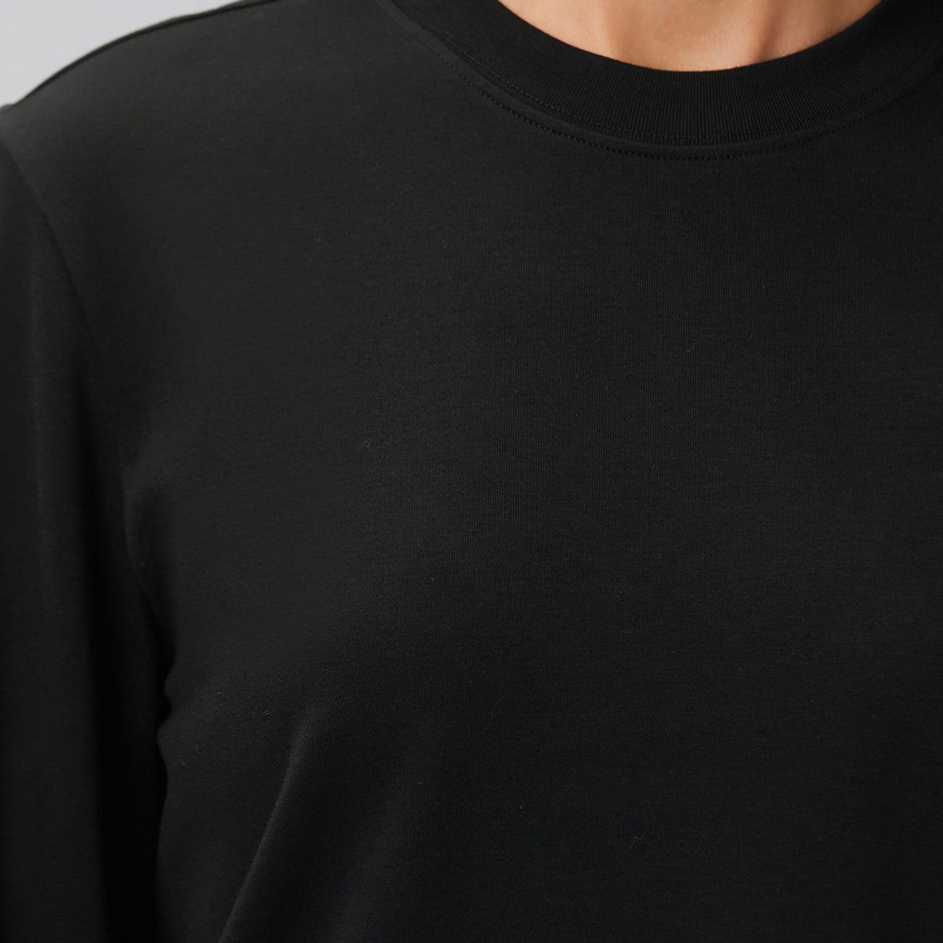 Network Kadın Siyah Bisiklet Yaka Basic Sweatshirt