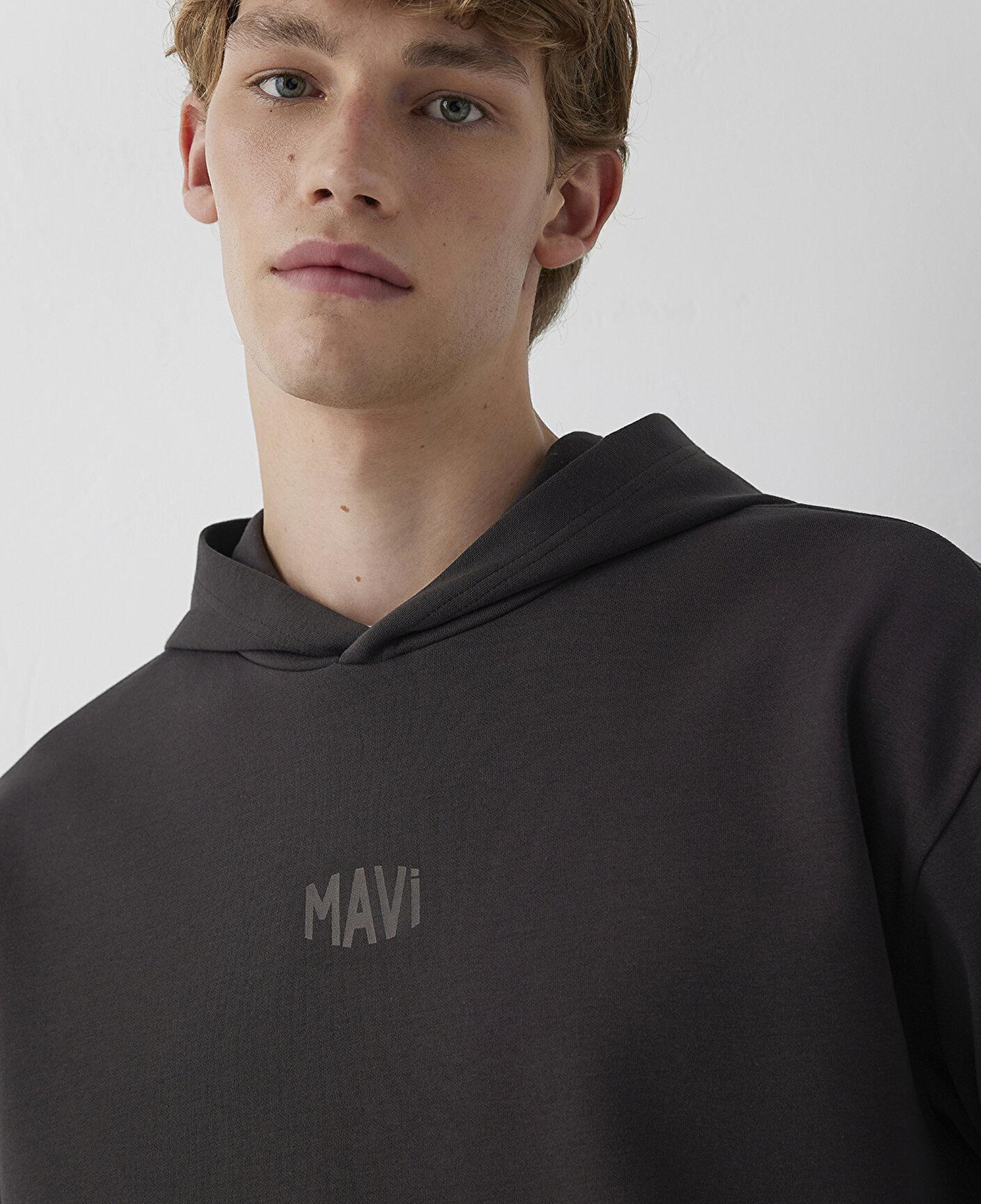 Mavi Mavi Logo Baskılı Kapüşonlu Kahverengi Sweatshirt 0S10680-90892