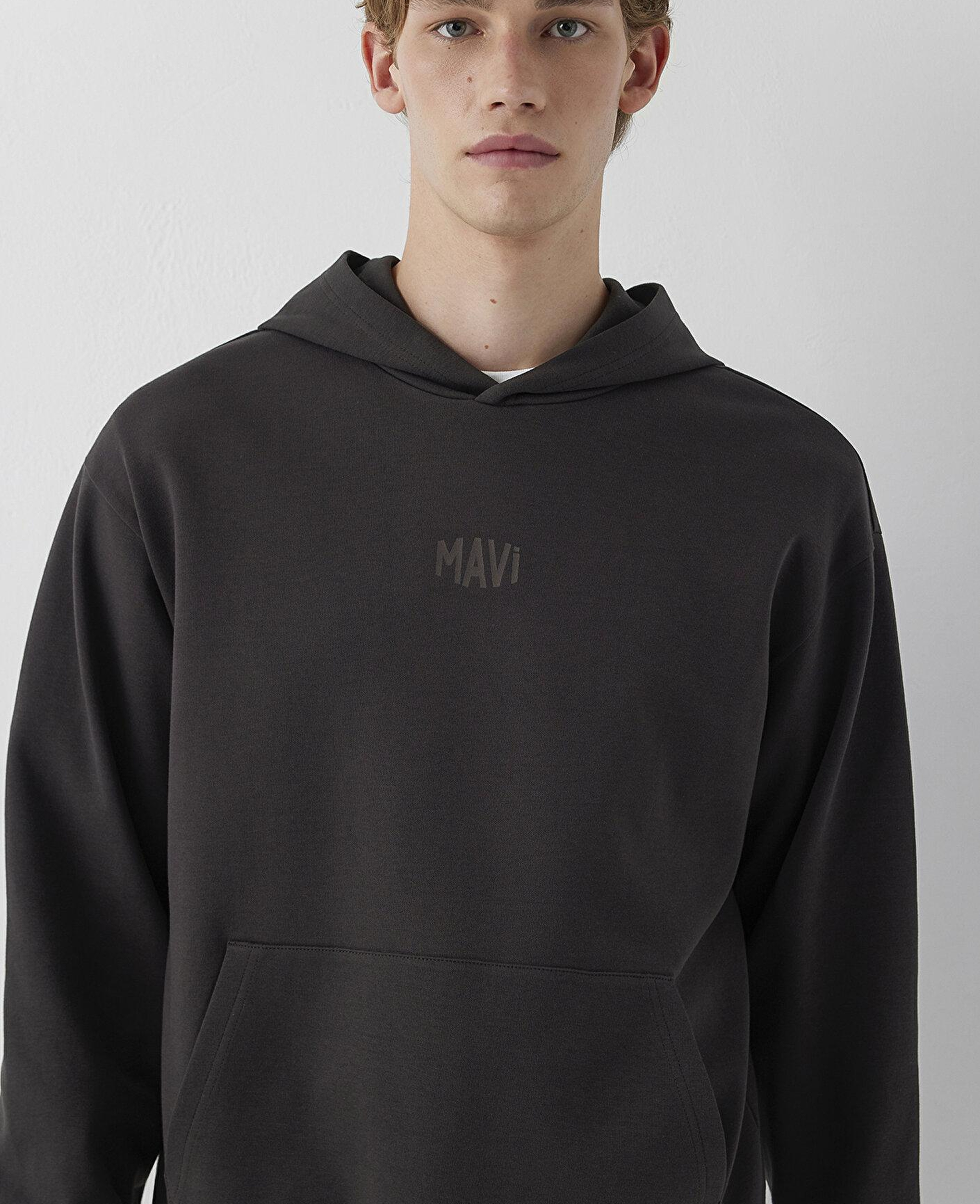 Mavi Mavi Logo Baskılı Kapüşonlu Kahverengi Sweatshirt 0S10680-90892