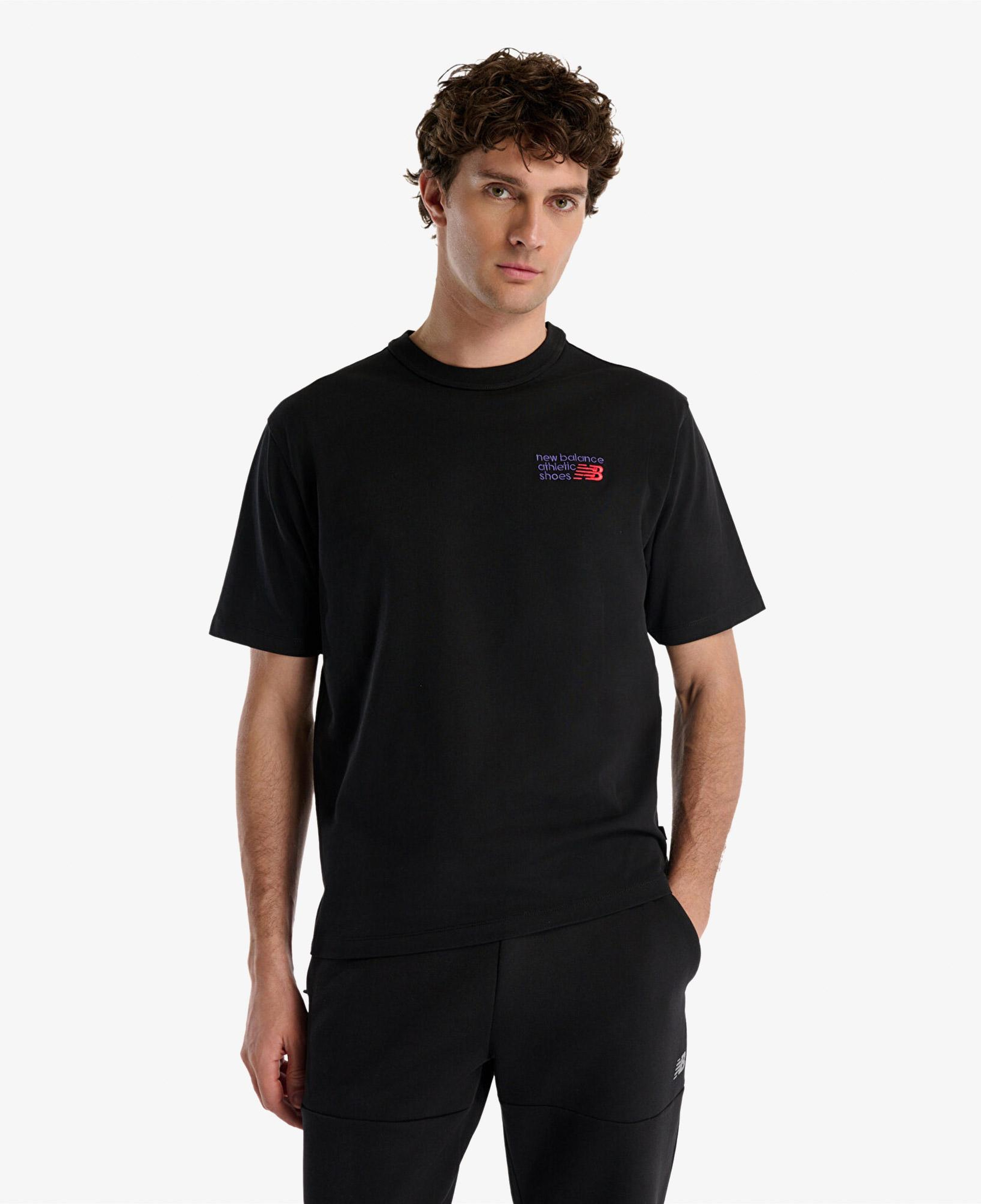 New Balance Lifestyle Erkek Siyah T-Shirt