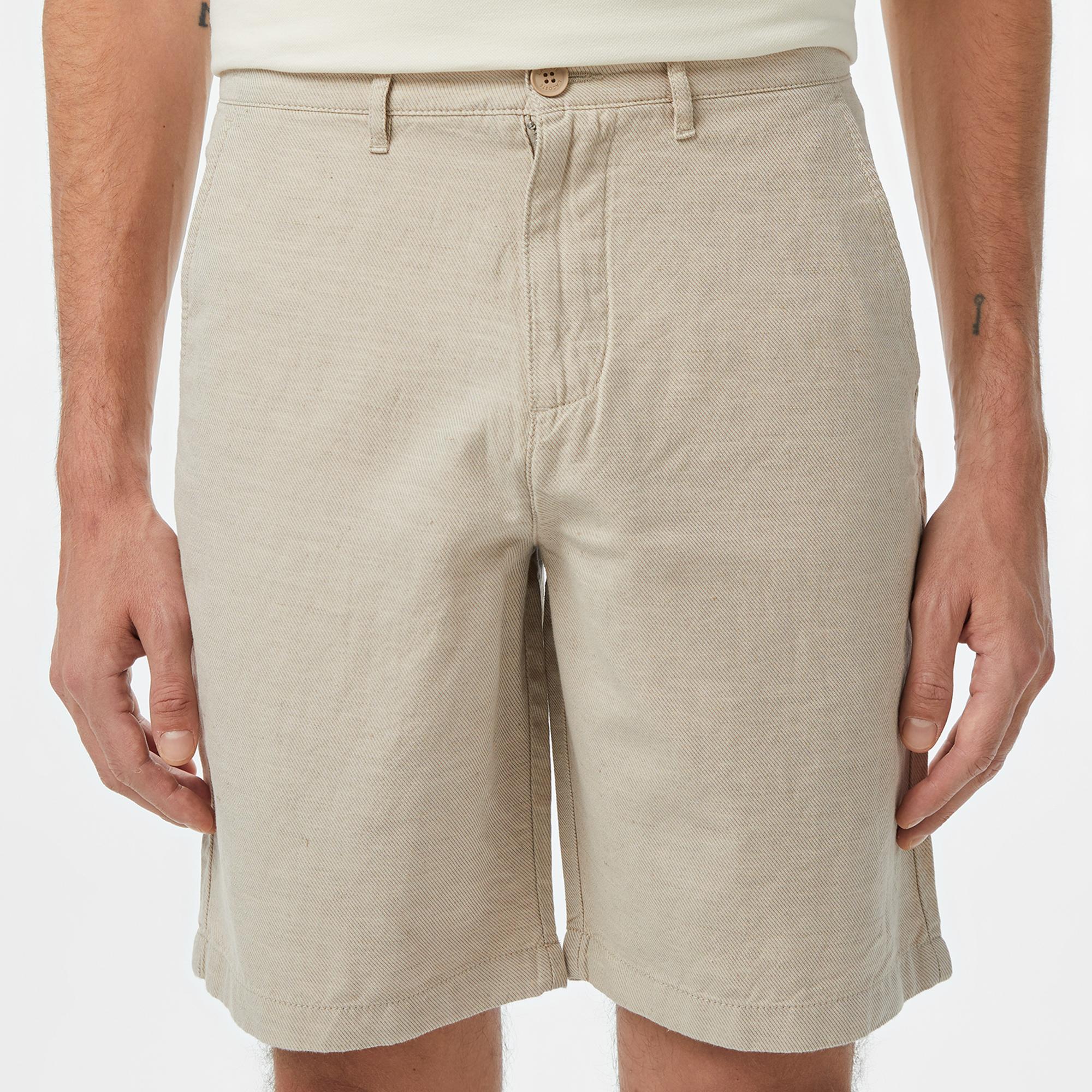 Erkek Slim Fit Bej Keten Karışımlı Bermuda Şort