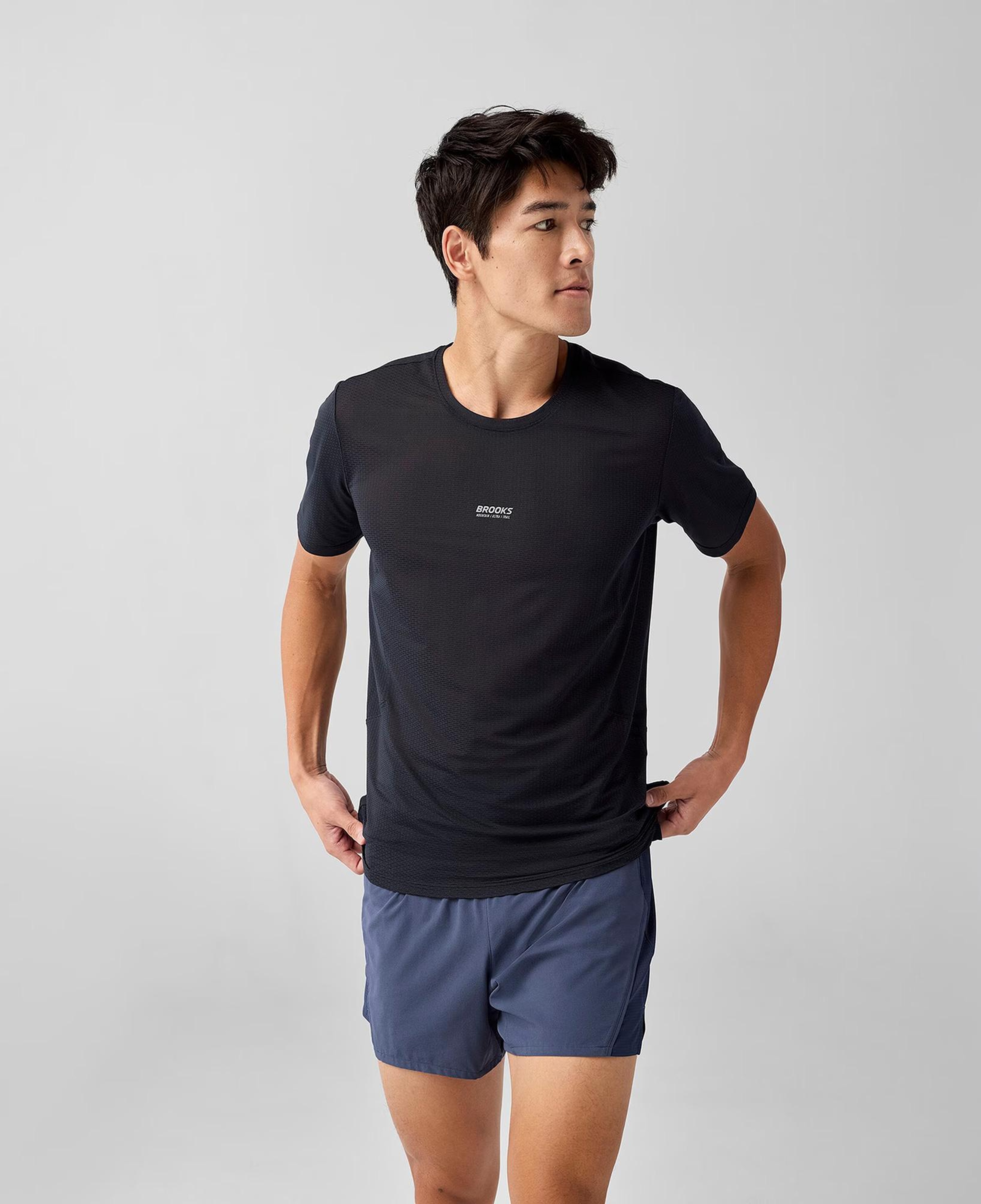 Brooks High Point Sleeve 2.0 Erkek Siyah T-Shirt