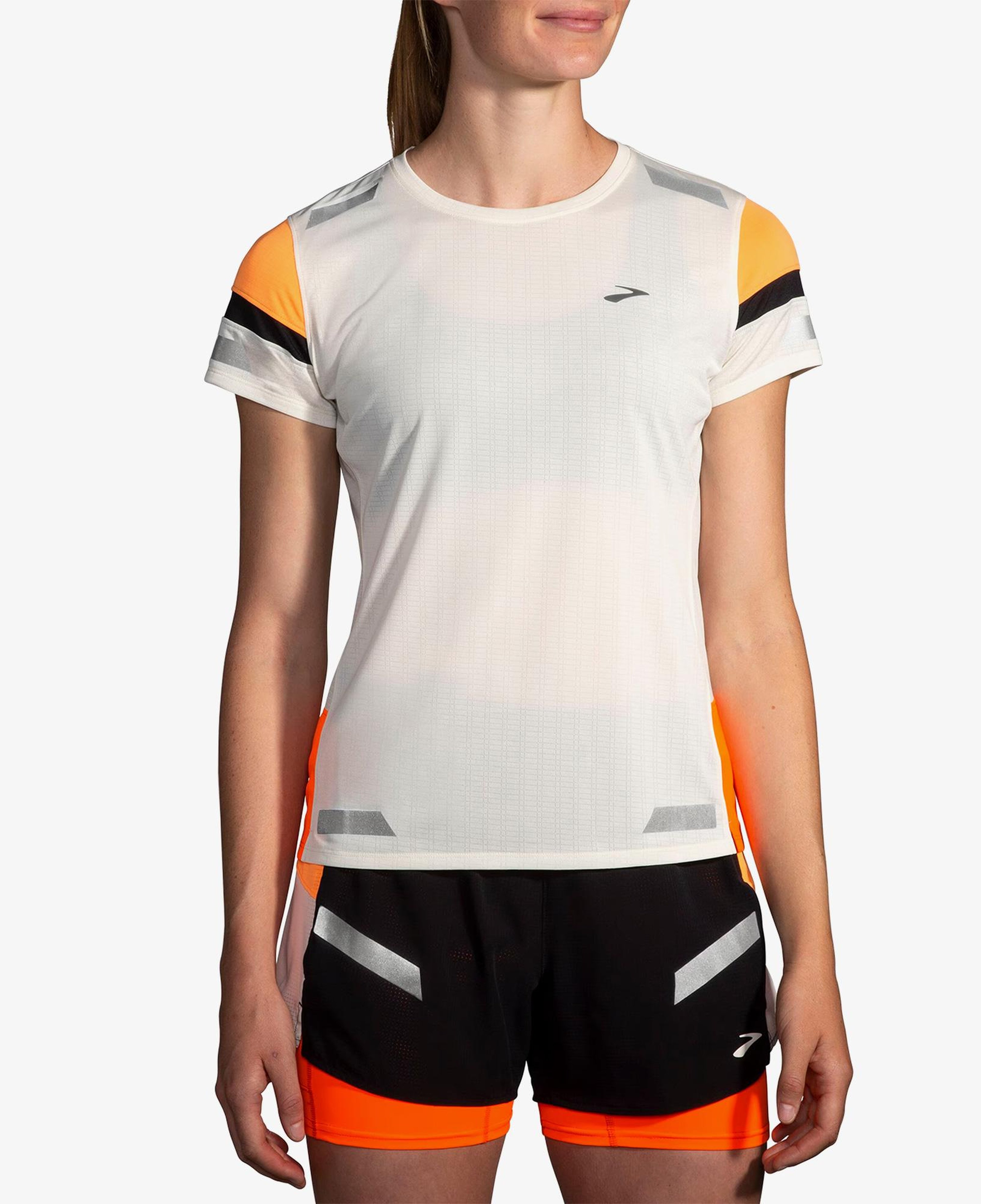 Brooks Run Visible Sleeve 2.0 Kadın Beyaz T-Shirt