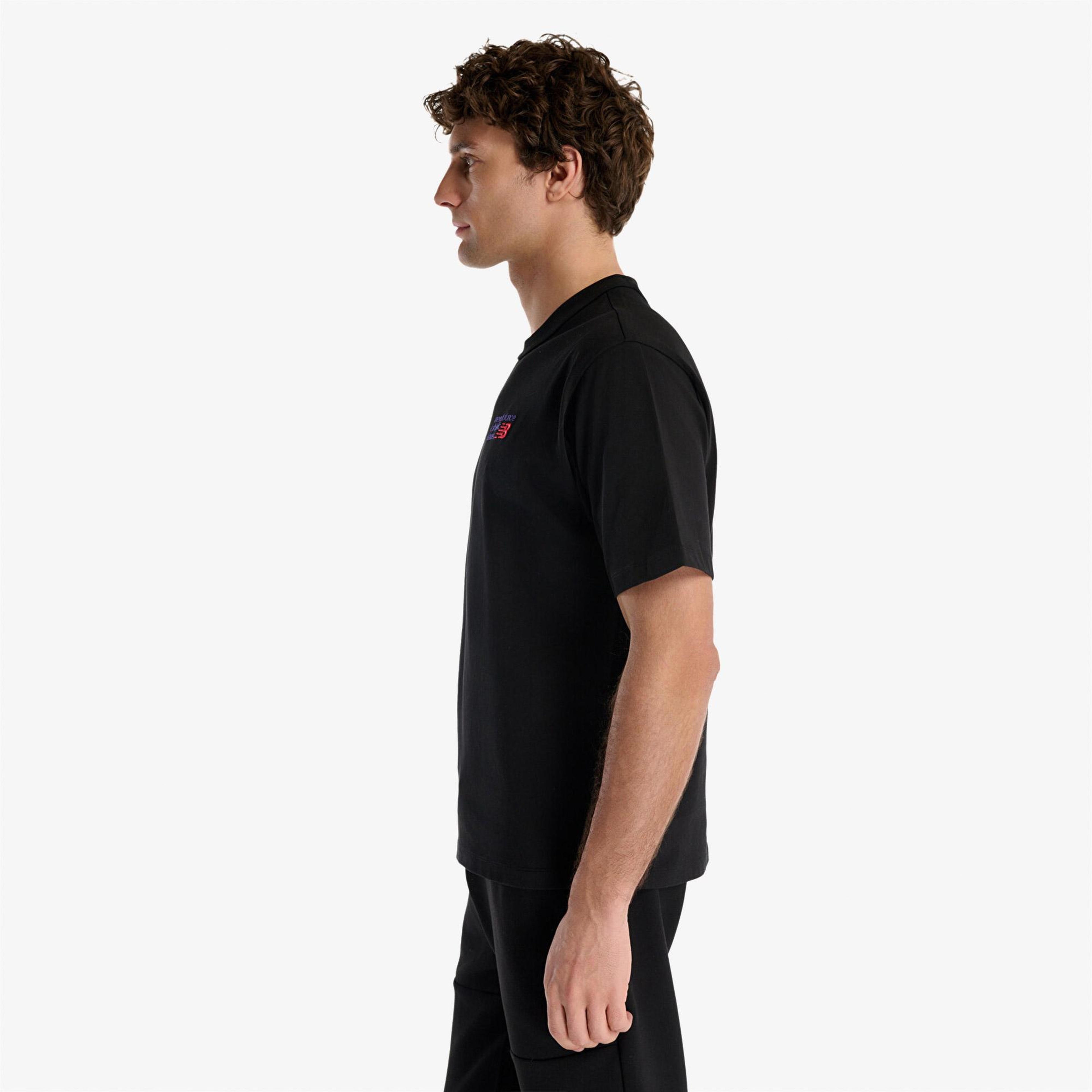 New Balance Lifestyle Erkek Siyah T-Shirt