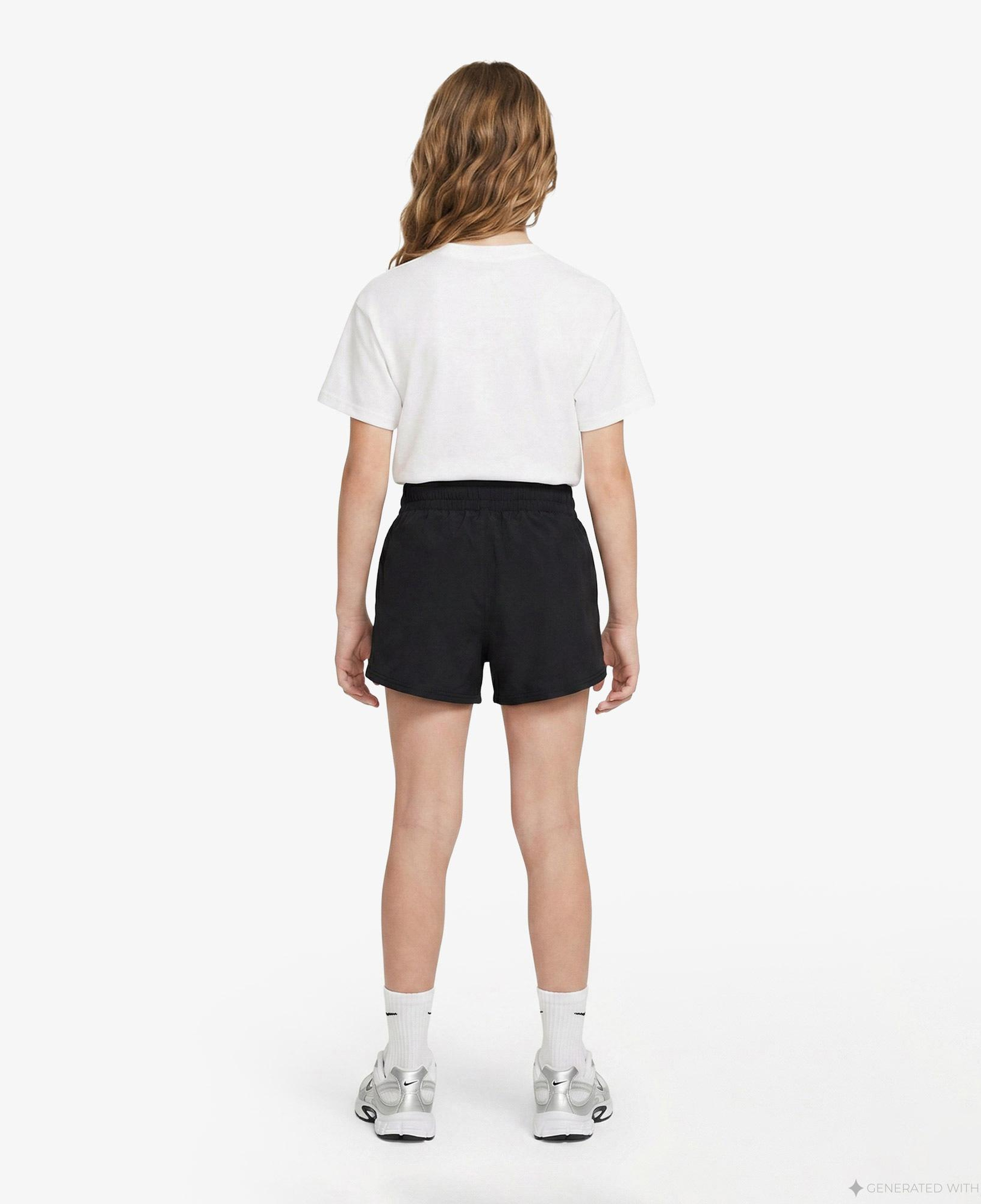 Nike Dri-Fit One 8 cm Çocuk Siyah Şort