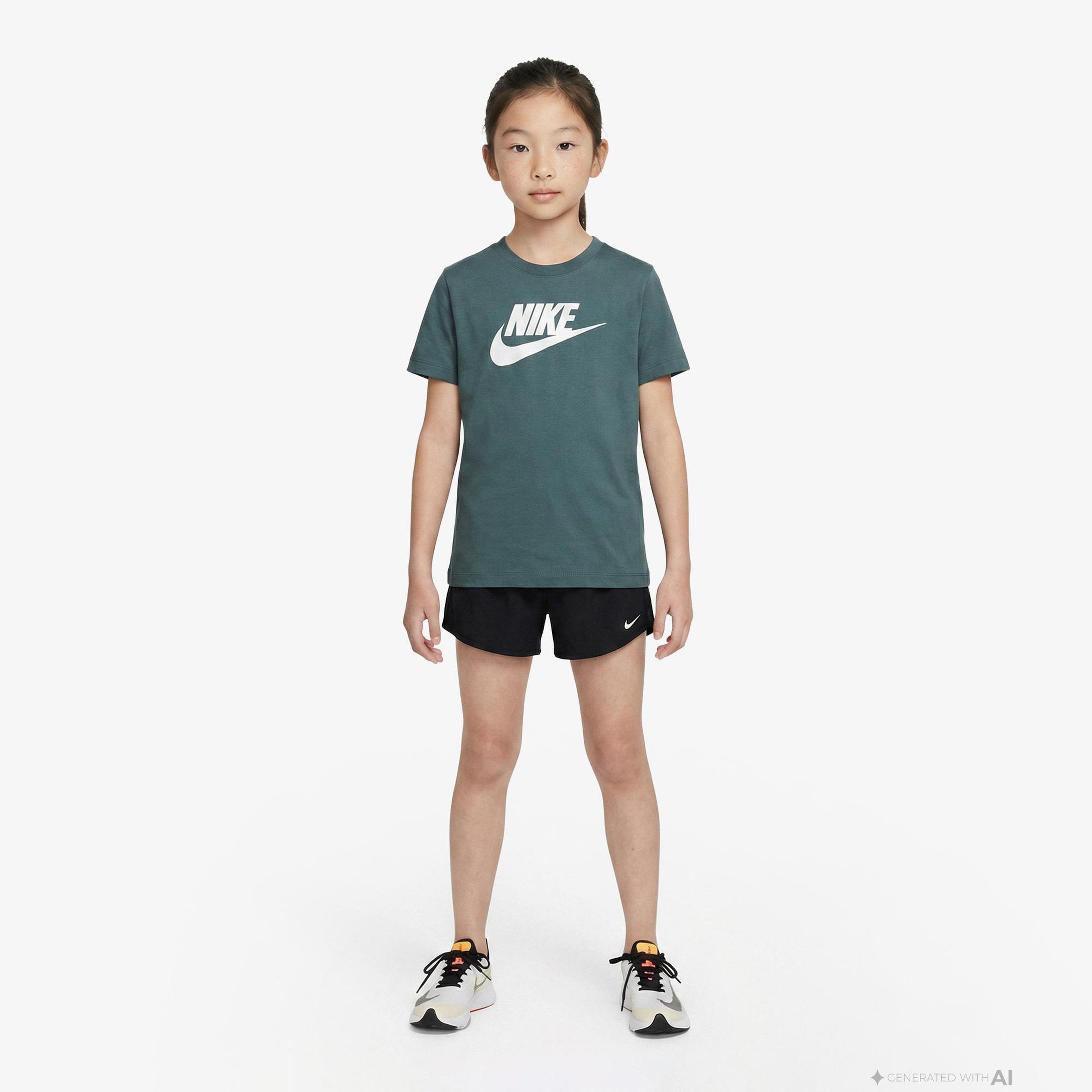 Nike Sportswear Futura Çocuk Yeşil T-Shirt