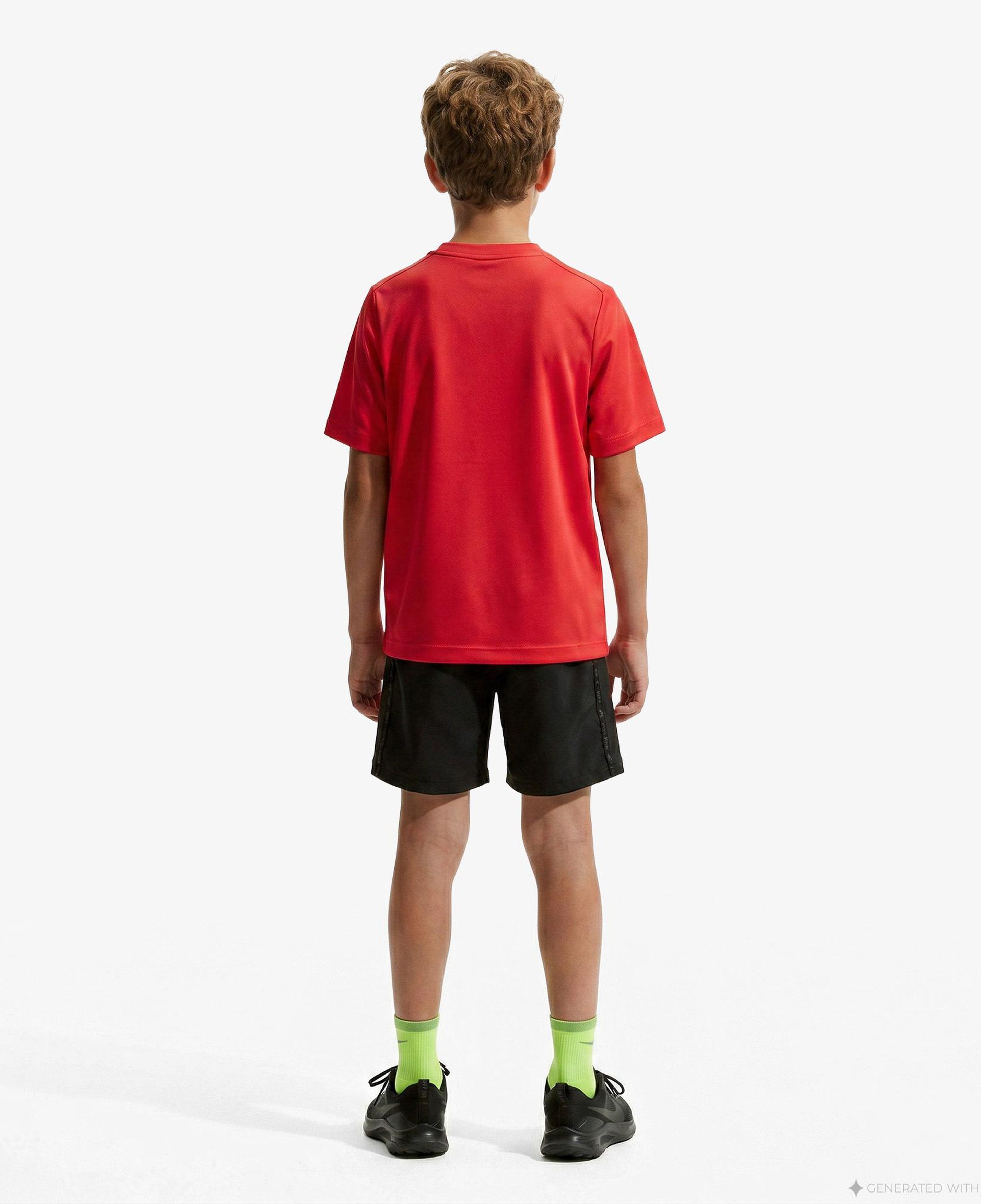 Nike Dri-Fit Multi Çocuk Kırmızı T-Shirt