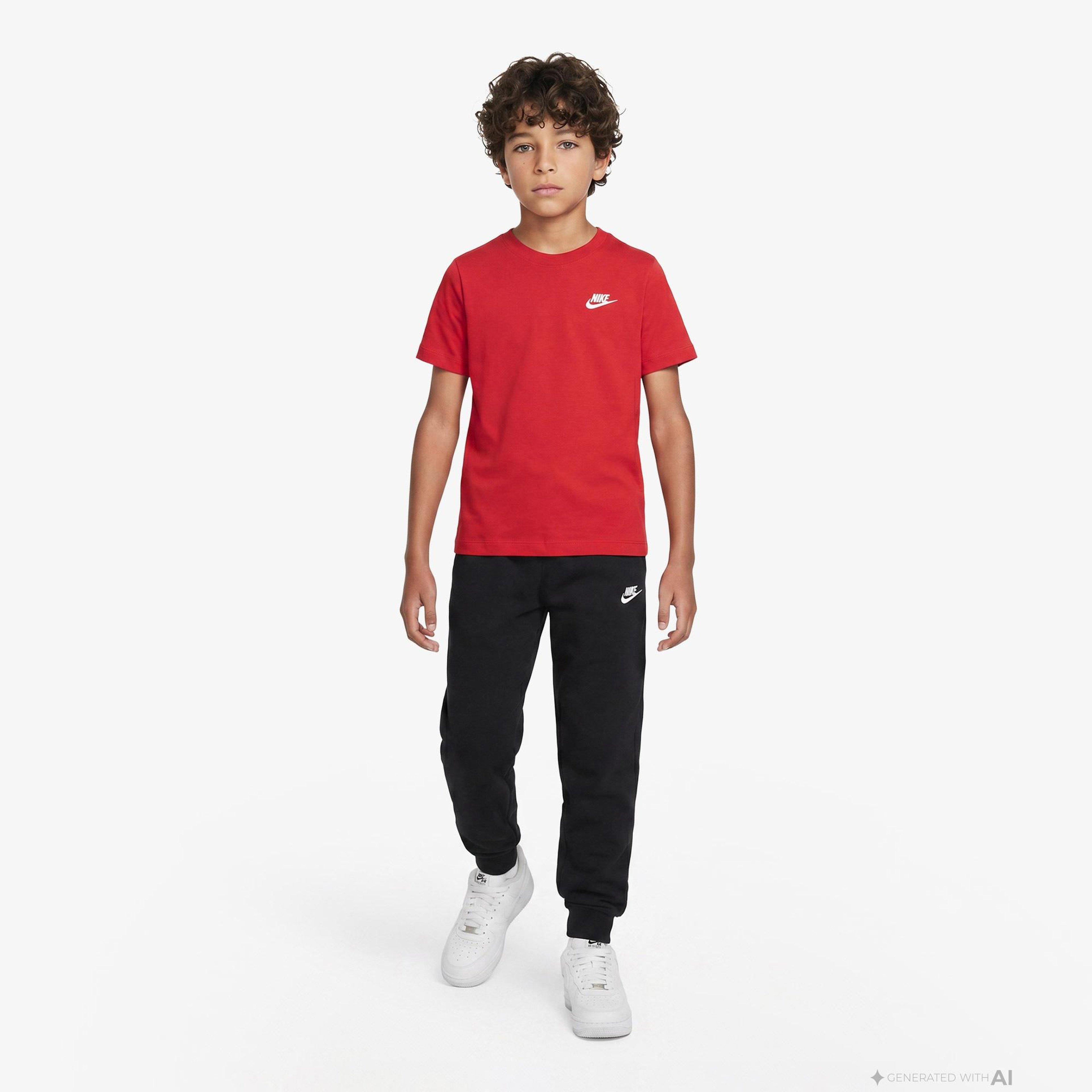 Nike Sportswear Futura Çocuk Kırmızı T-Shirt