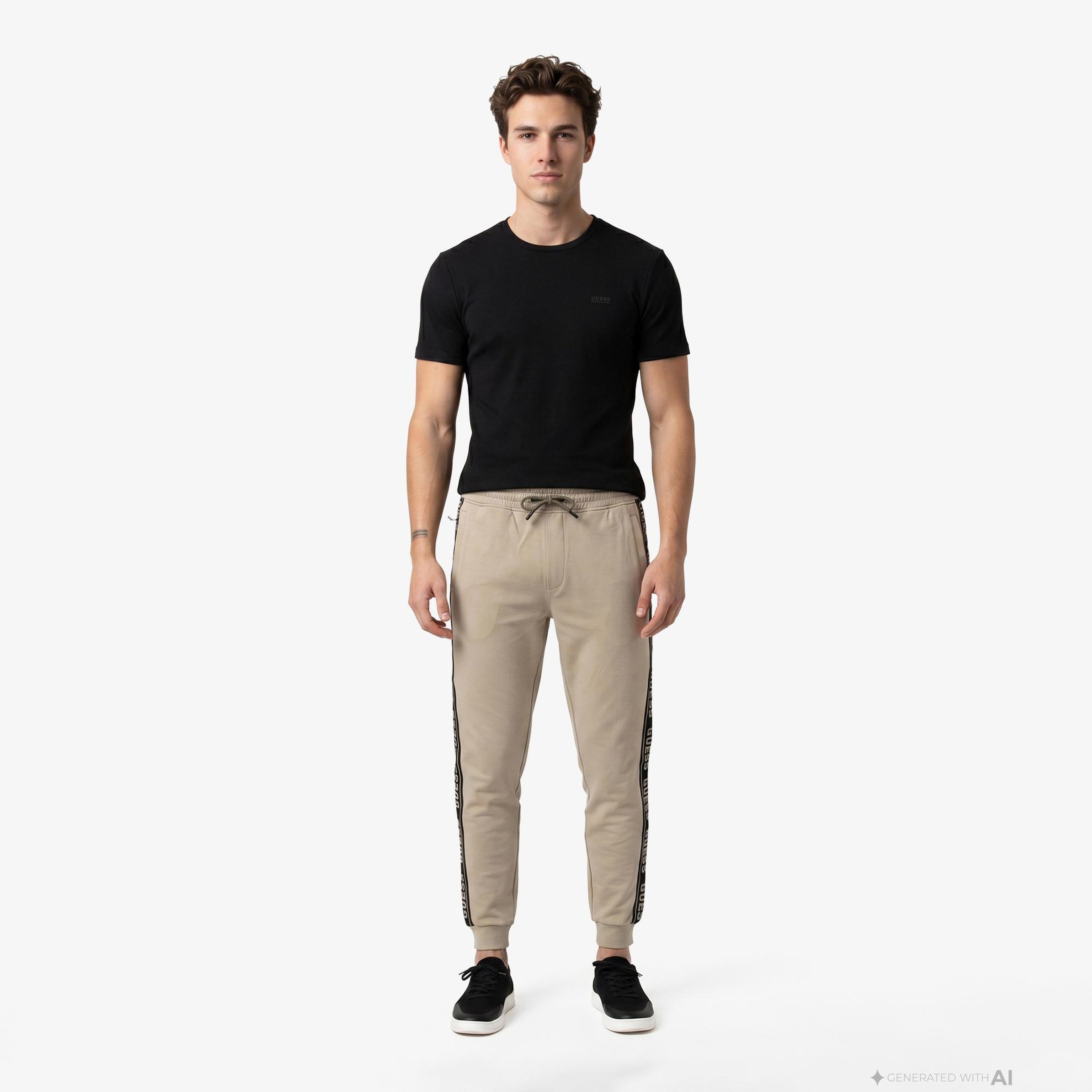Guess Waffle Slim Fit Erkek Siyah T-Shirt
