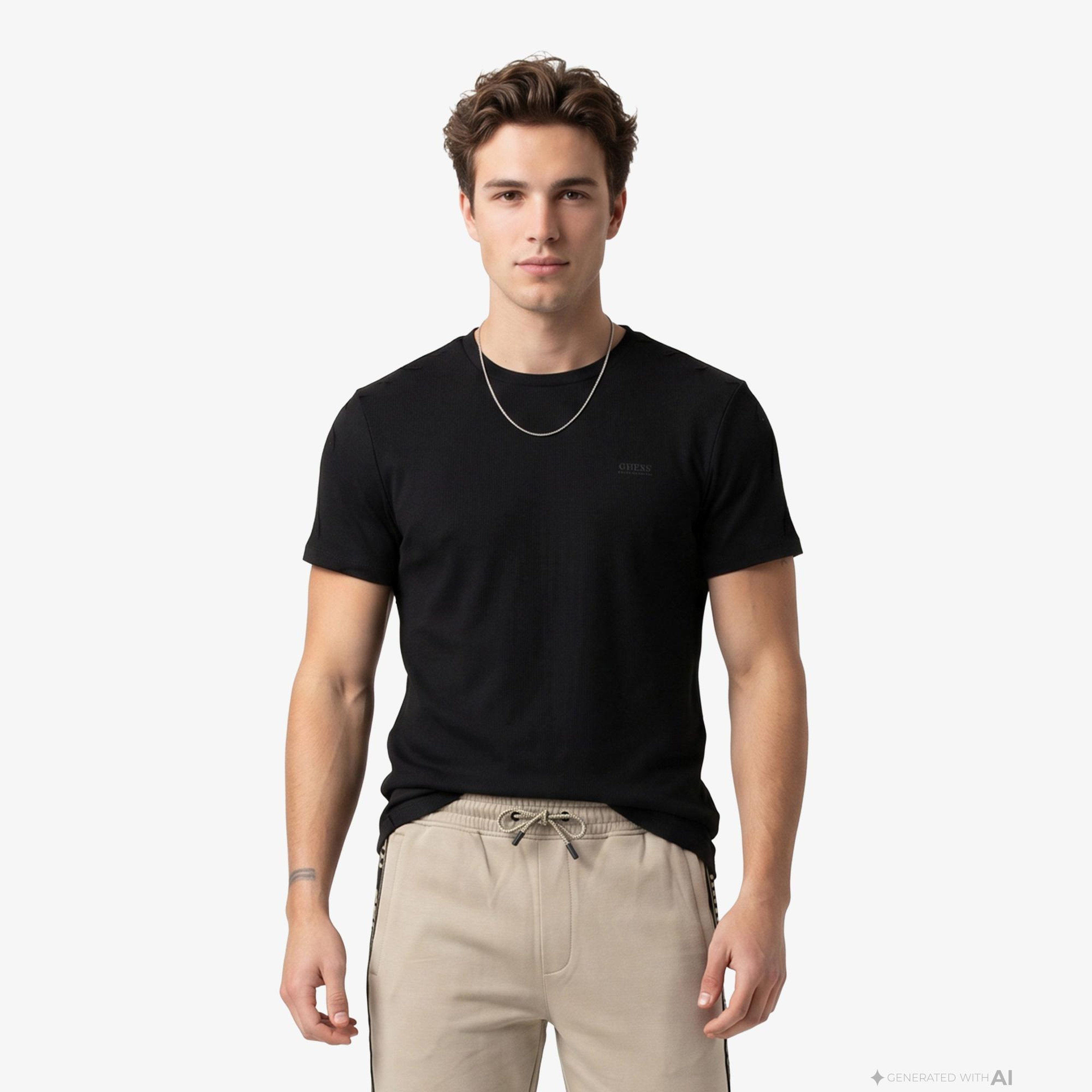 Guess Waffle Slim Fit Erkek Siyah T-Shirt