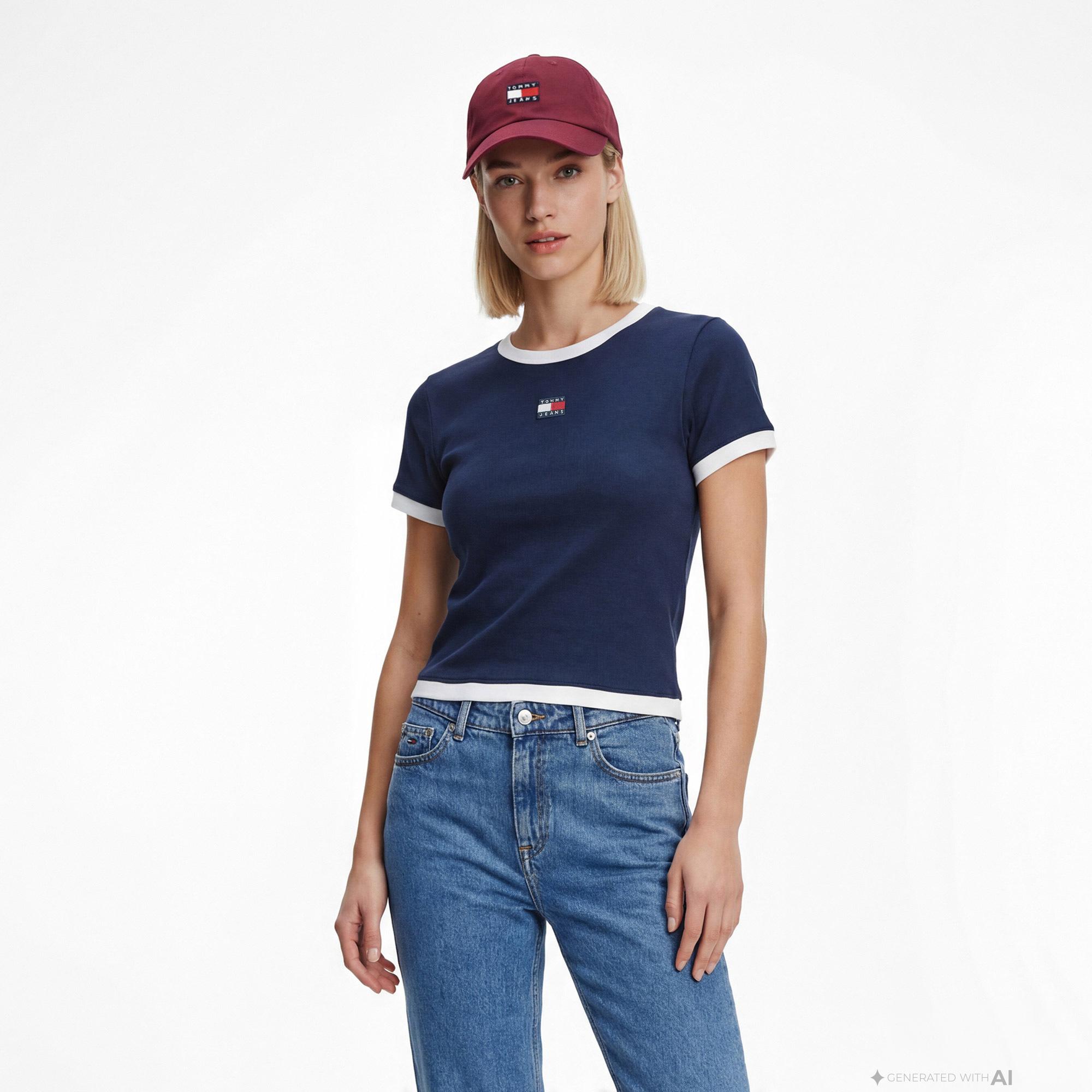 Tommy Hilfiger Badge Kadın Lacivert T-Shirt