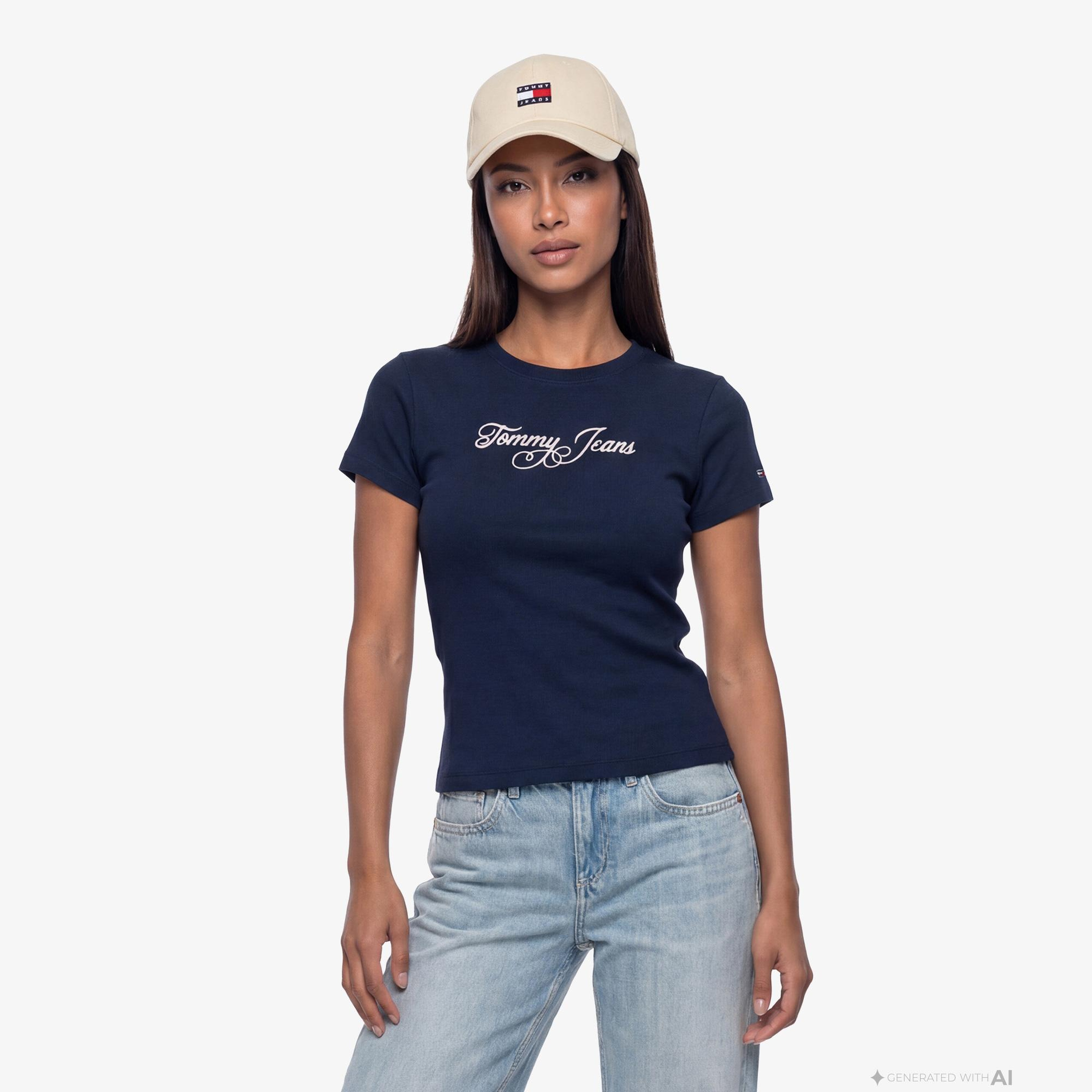Tommy Hilfiger Essential Logo Kadın Lacivert T-Shirt