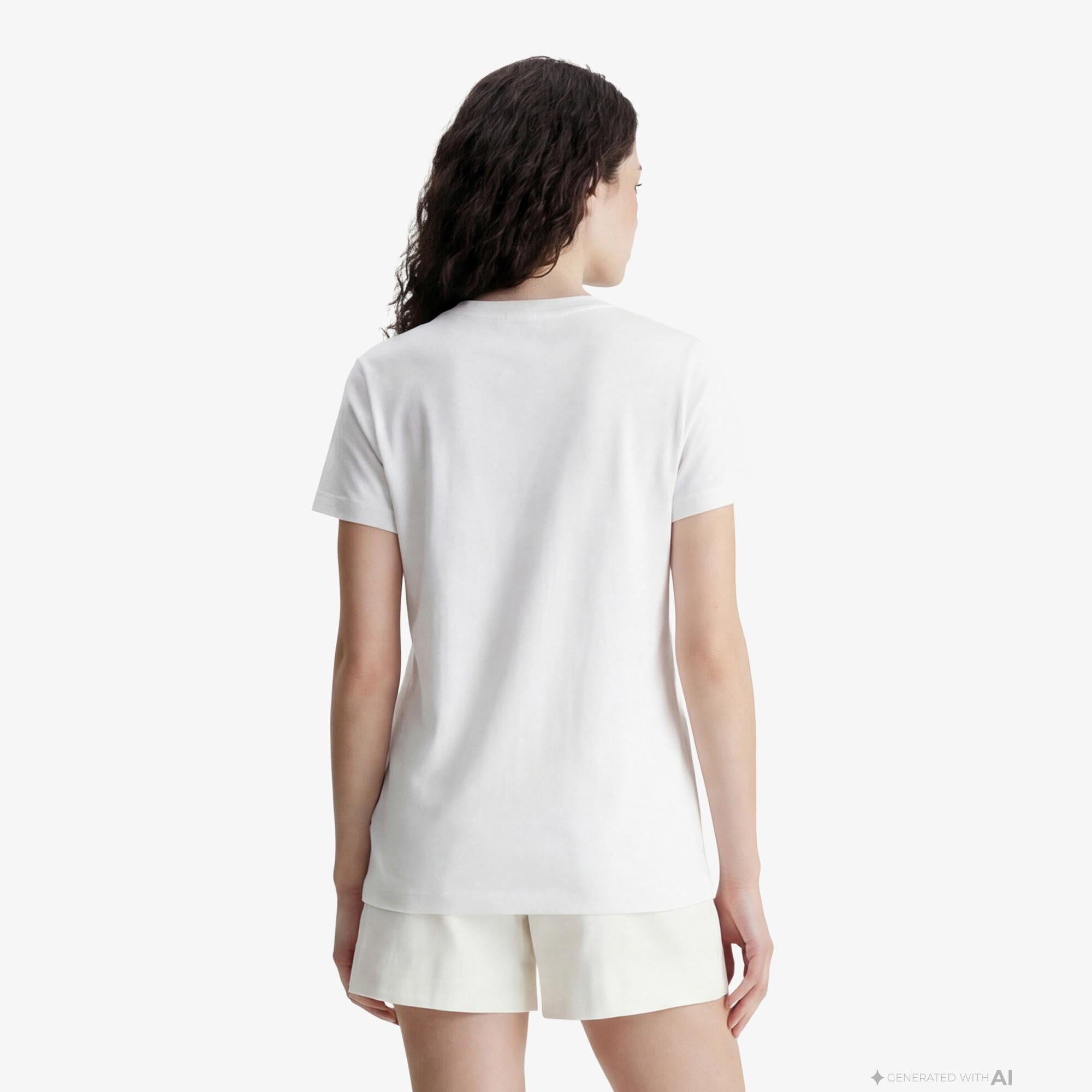 Calvin Klein Classic Monologo Metallic Kadın Beyaz T-Shirt