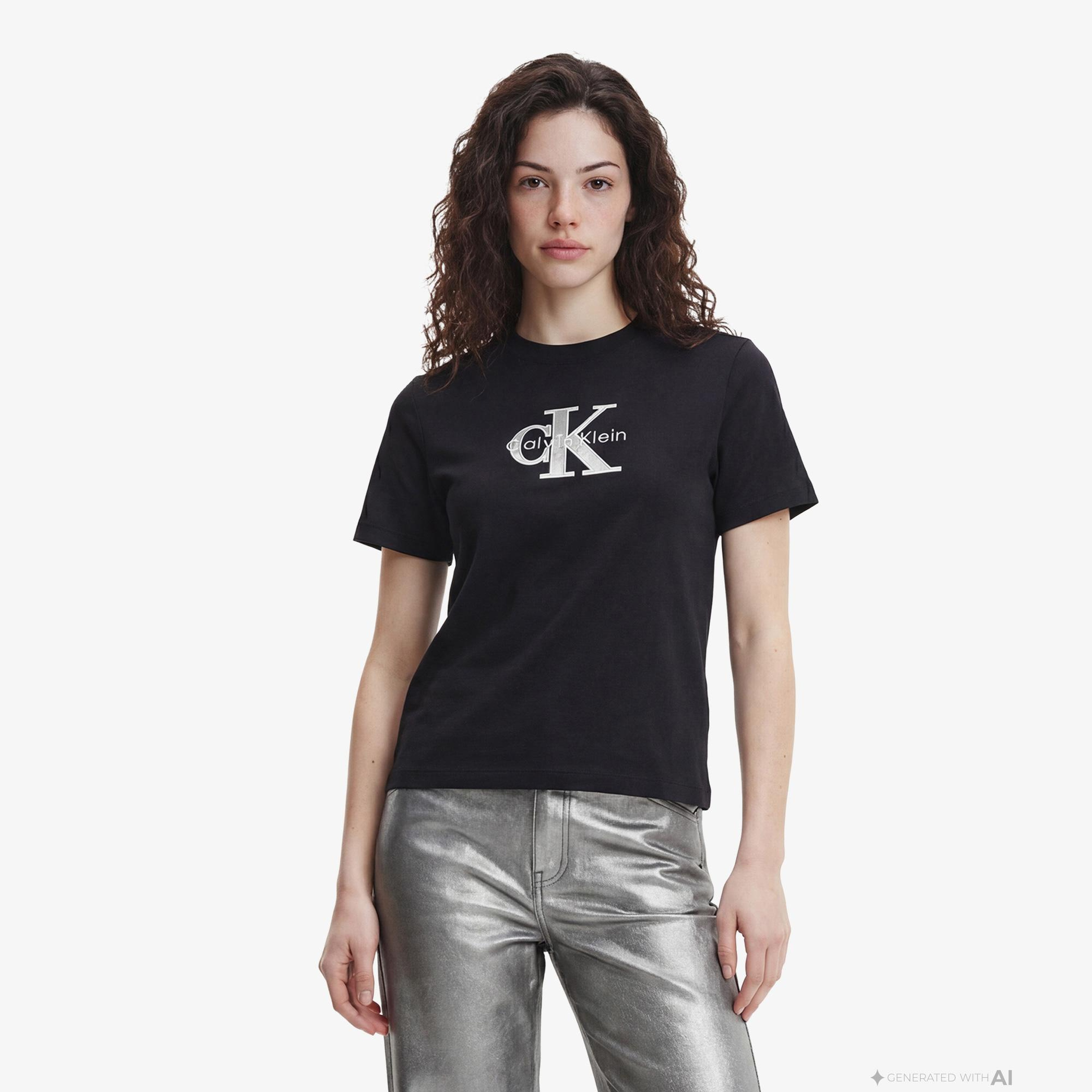 Calvin Klein Classic Monologo Metallic Kadın Siyah T-Shirt
