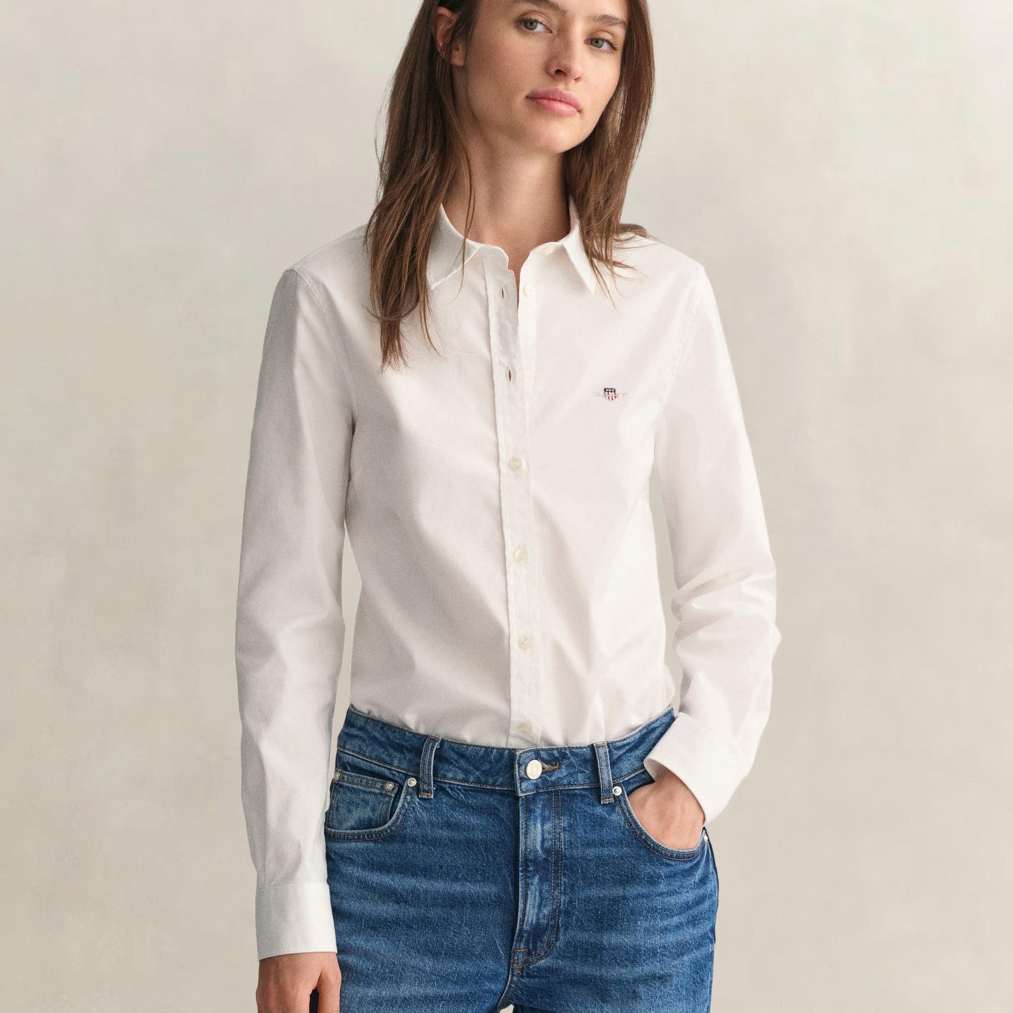 GANT Kadın Beyaz Slim Fit Klasik Yaka Oxford Gömlek