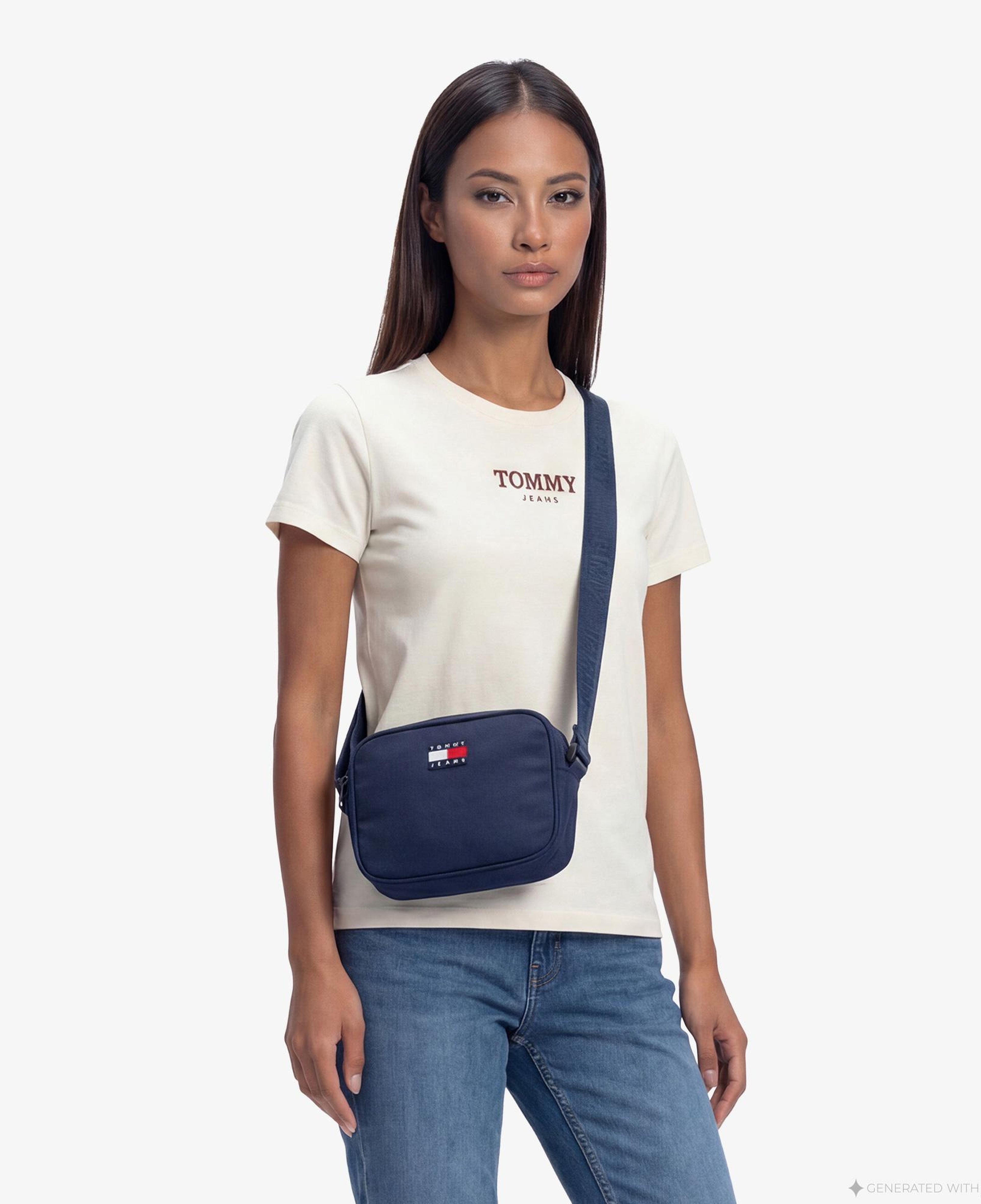 Tommy Hilfiger Regular Essential Logo 2 Kadın Beyaz T-Shirt