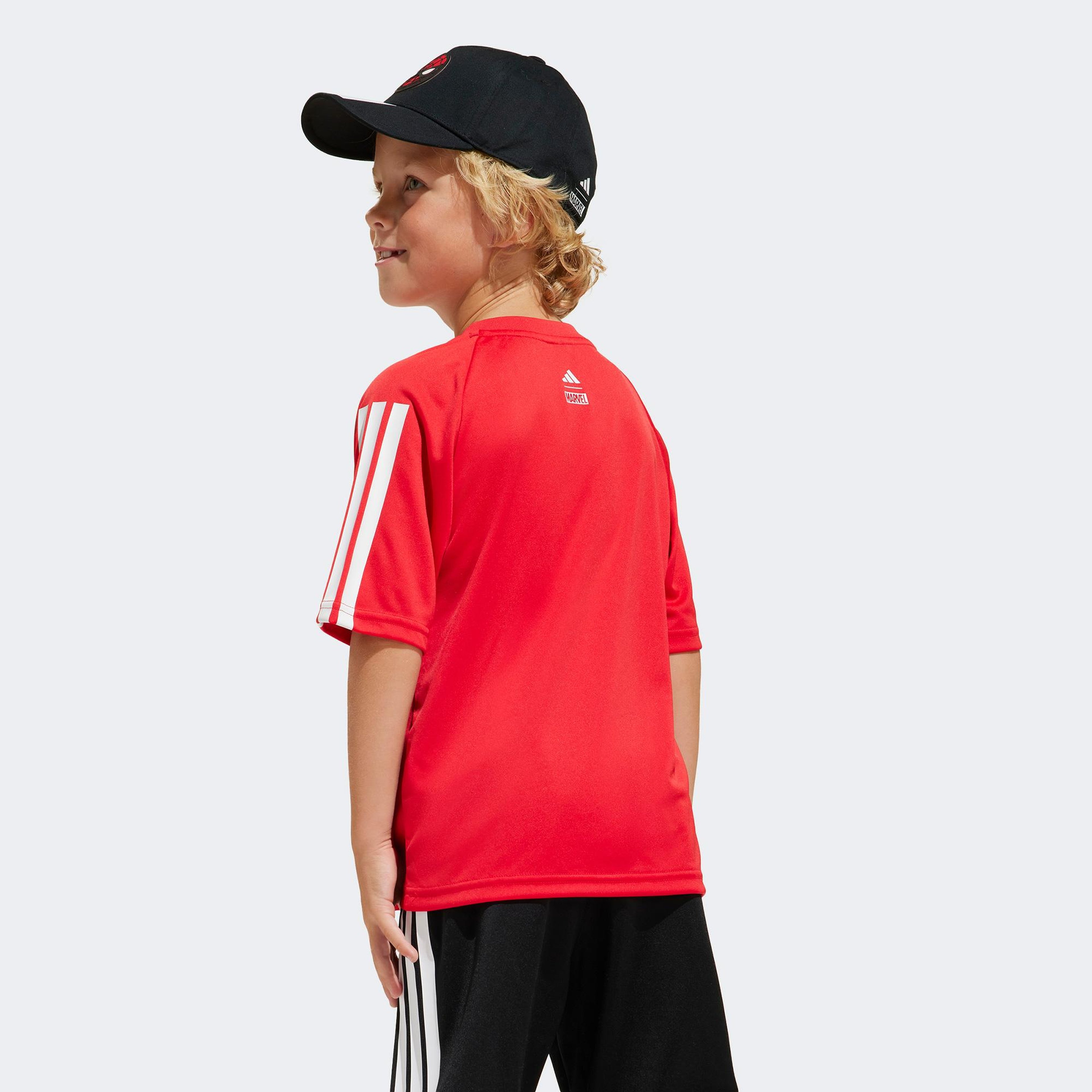 adidas X Marvel Spiderman Çocuk Kırmızı T-Shirt
