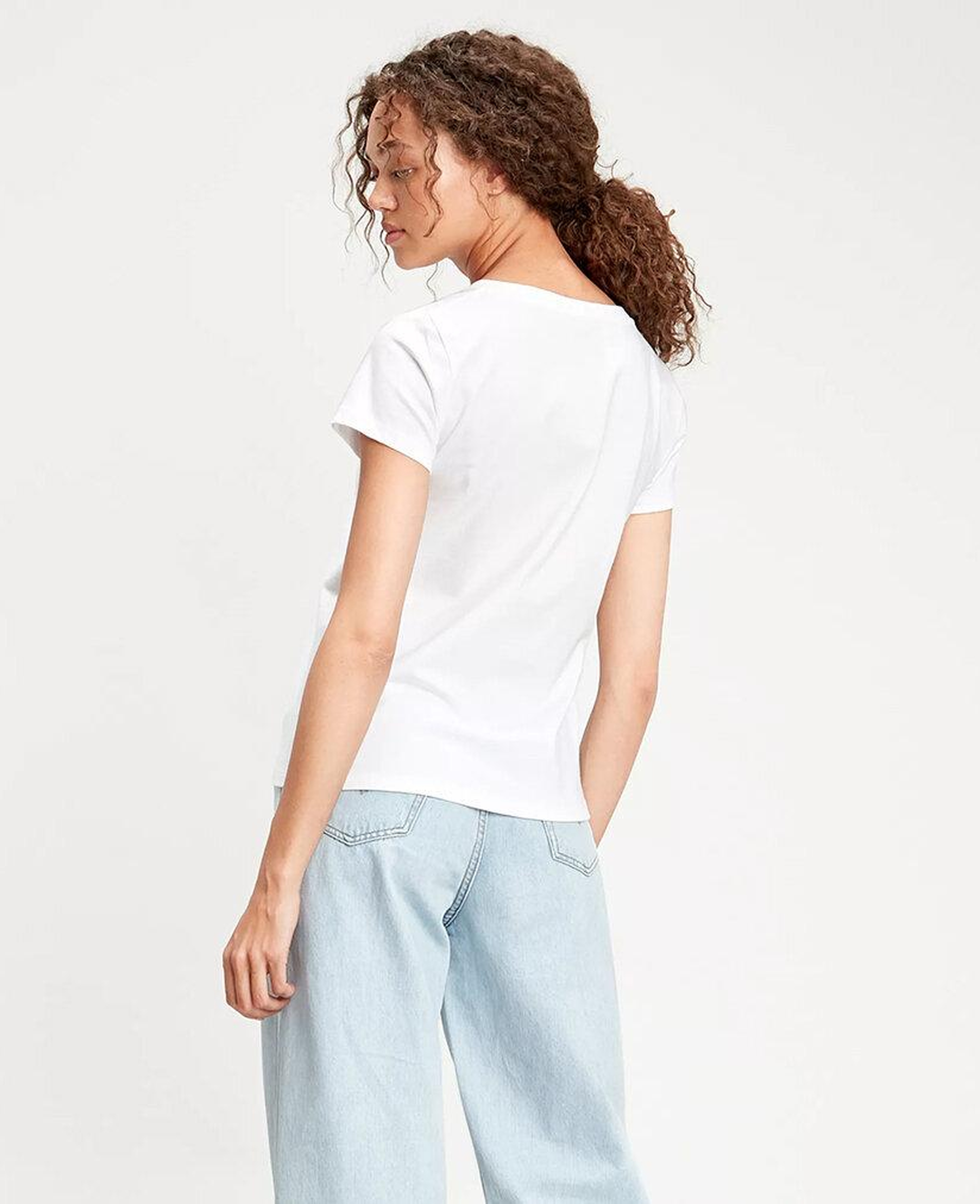 The Perfect V-Neck Tişört