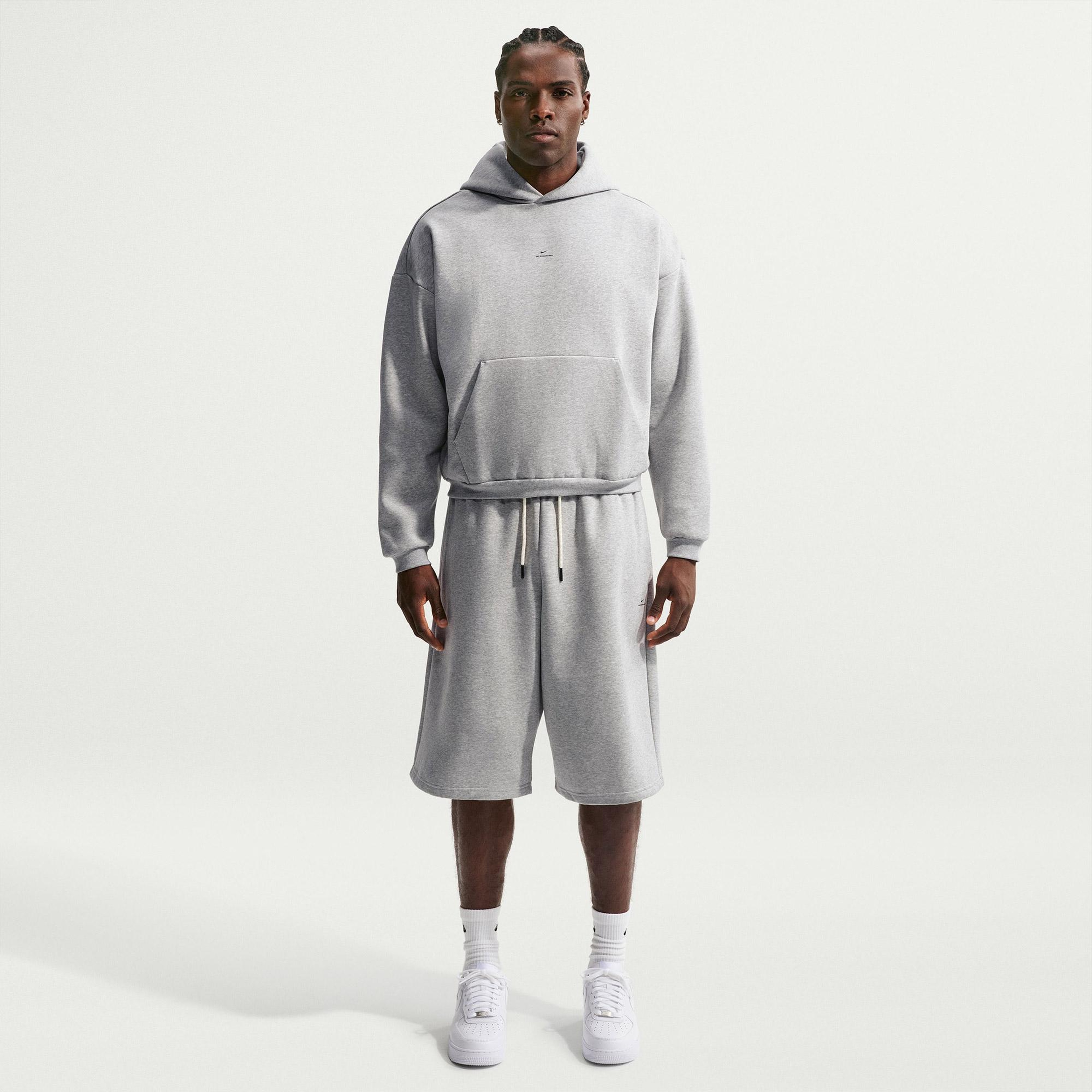 Nike Therma-Fit Standard Issue Erkek Gri Hoodie
