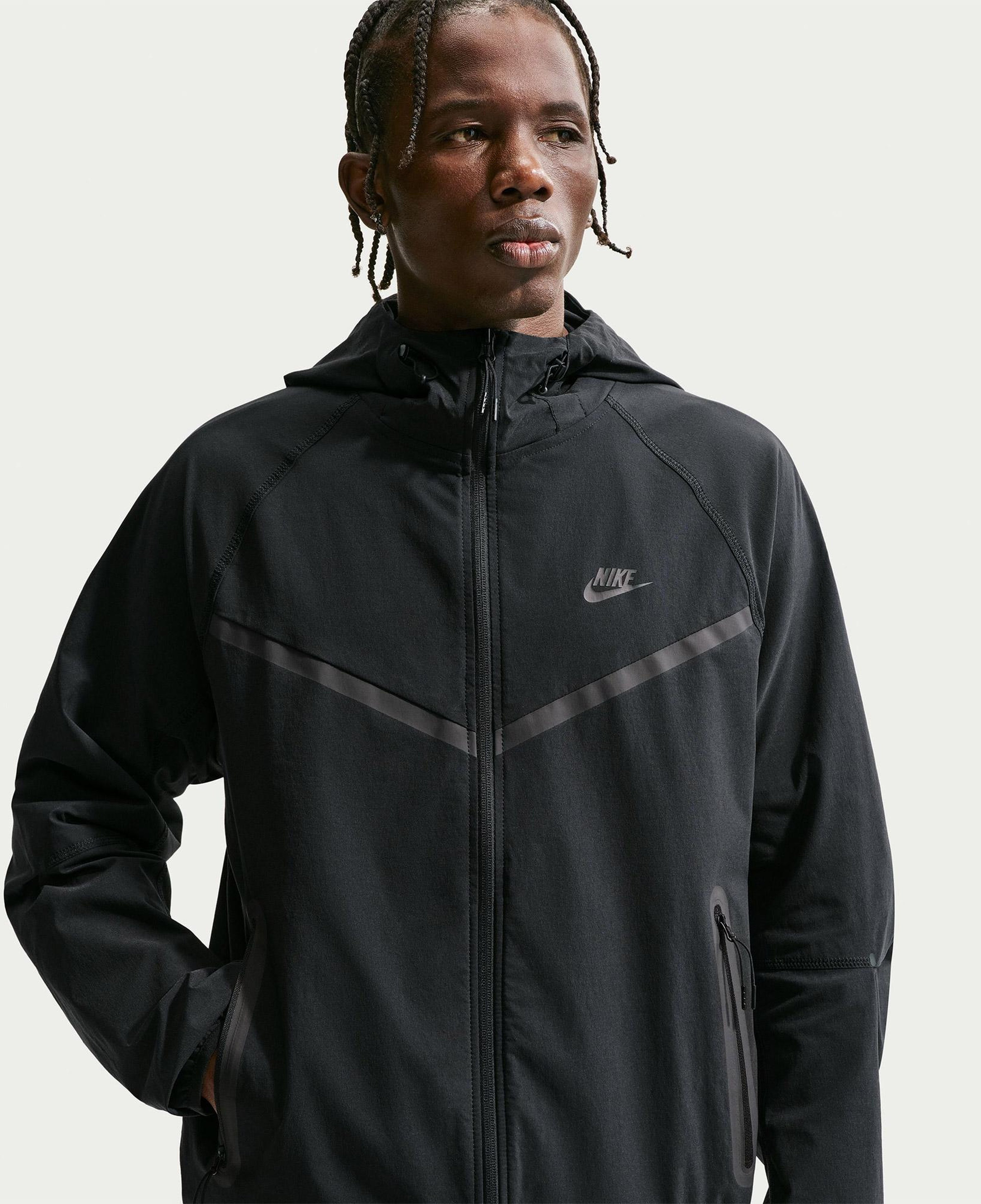 Nike Dri-Fit Tech Woven Erkek Siyah Ceket