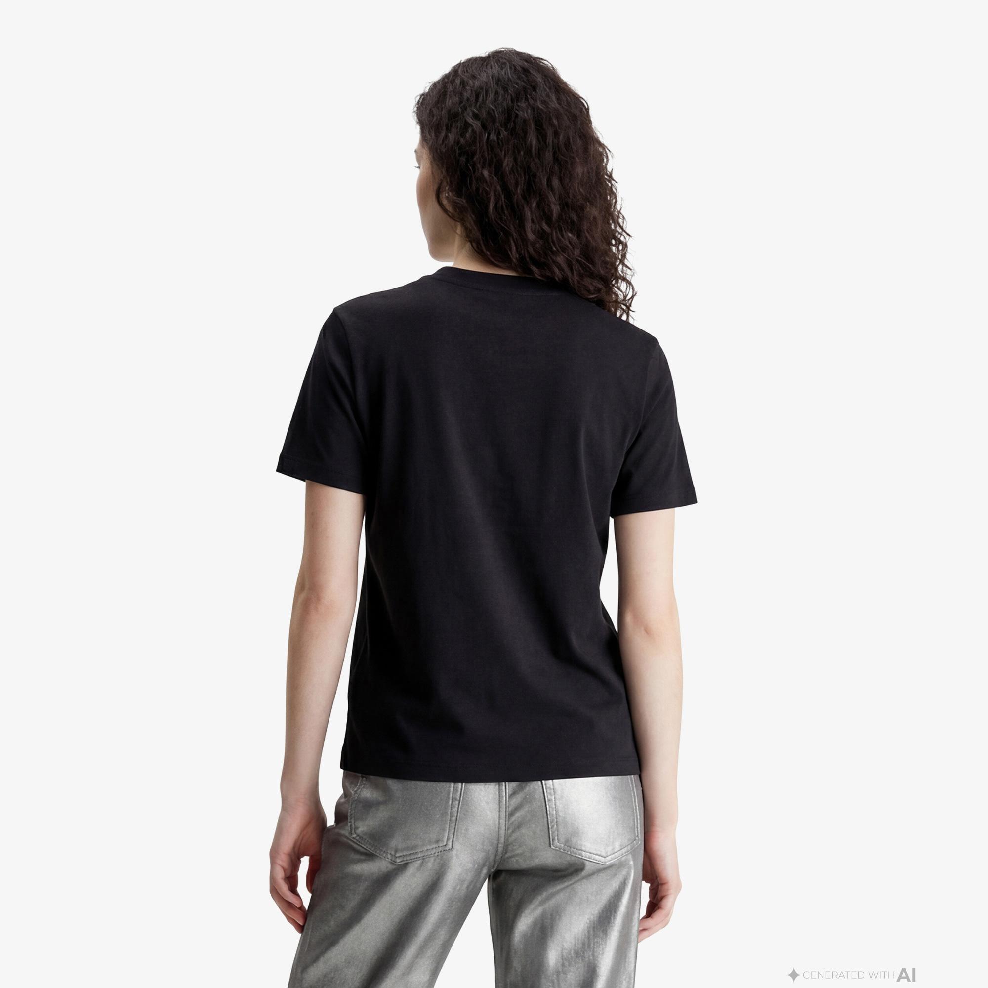 Calvin Klein Classic Monologo Metallic Kadın Siyah T-Shirt
