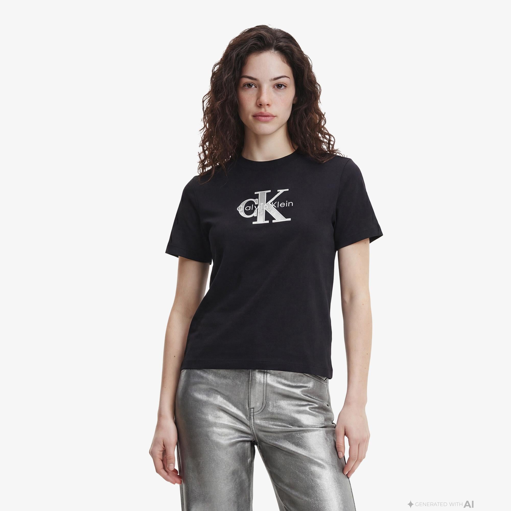 Calvin Klein Classic Monologo Metallic Kadın Siyah T-Shirt