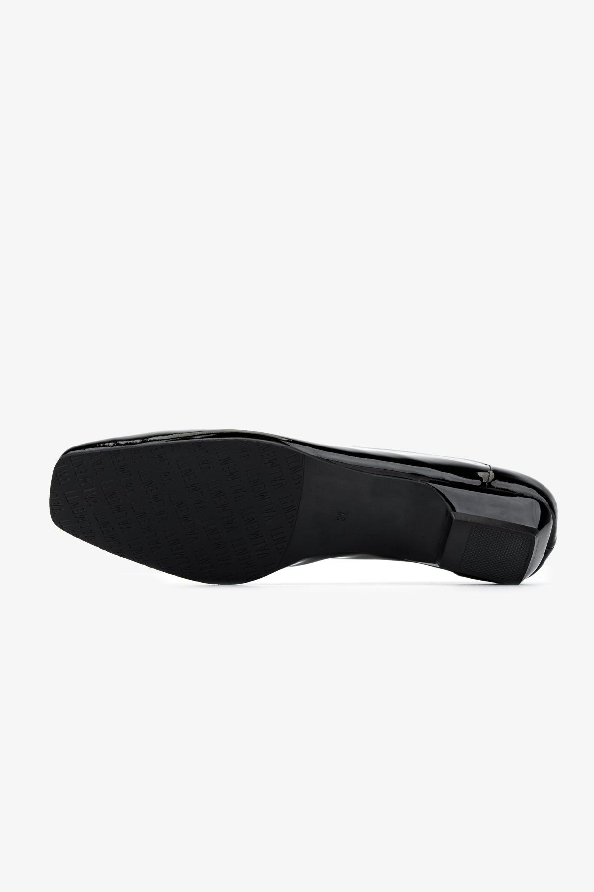 Valmenti Kadın Hakiki Deri Siyah Rugan Babet Ayakkabı