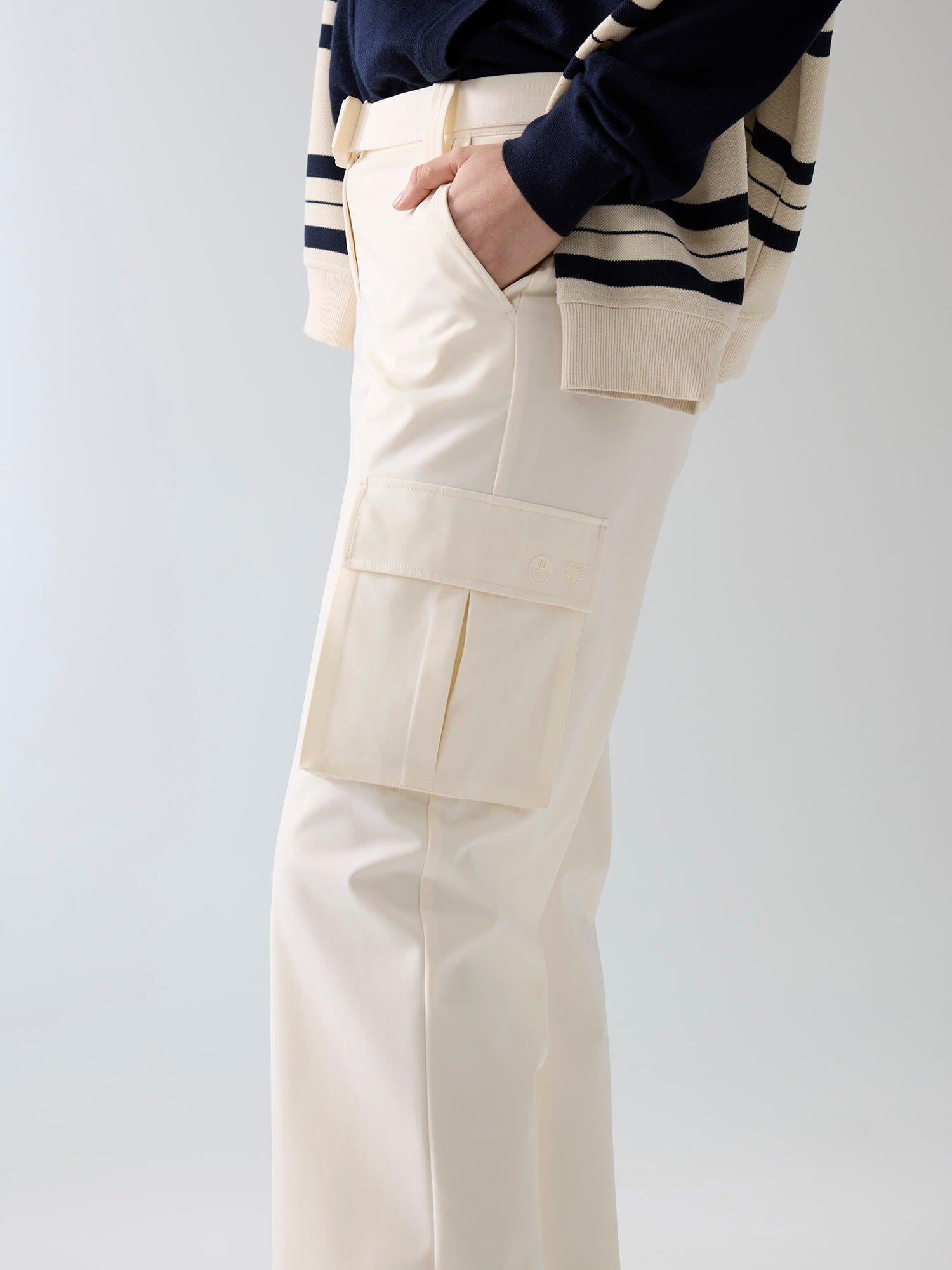 Guessxns Kadın Relaxed Fit Pantolon