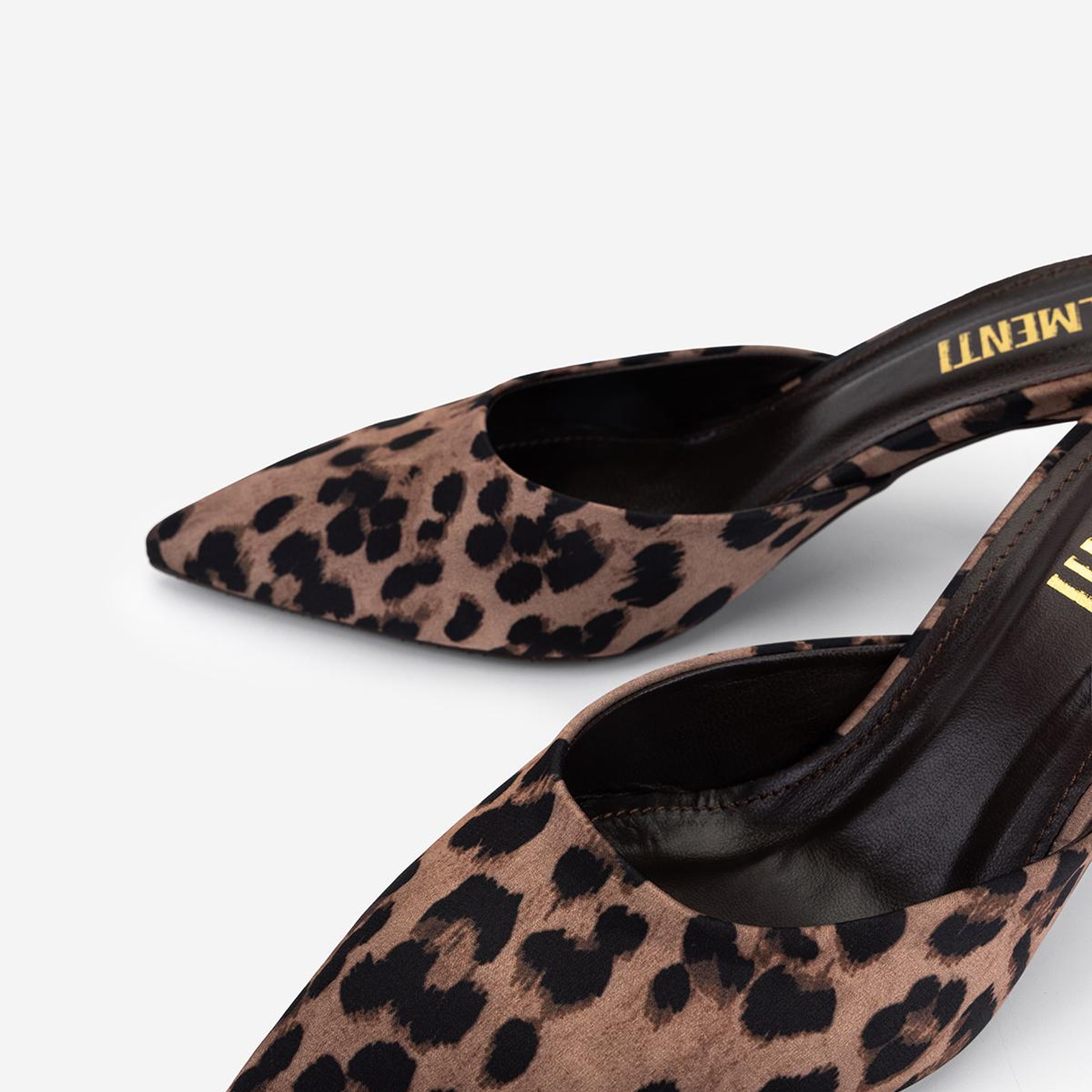 Valmenti Kadın Tekstil Leopar Topuklu Terlik