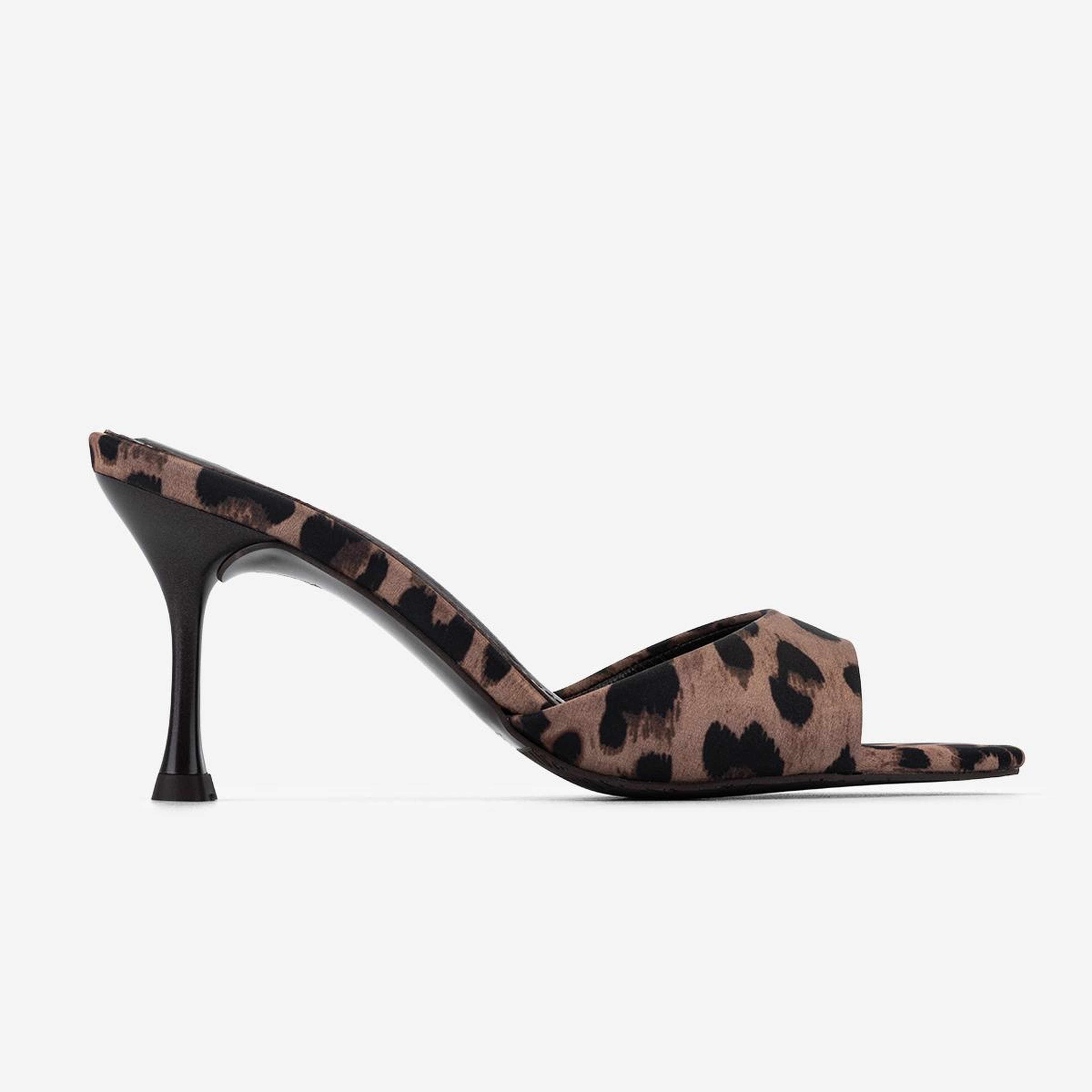 Valmenti Kadın Tekstil Leopar Topuklu Terlik
