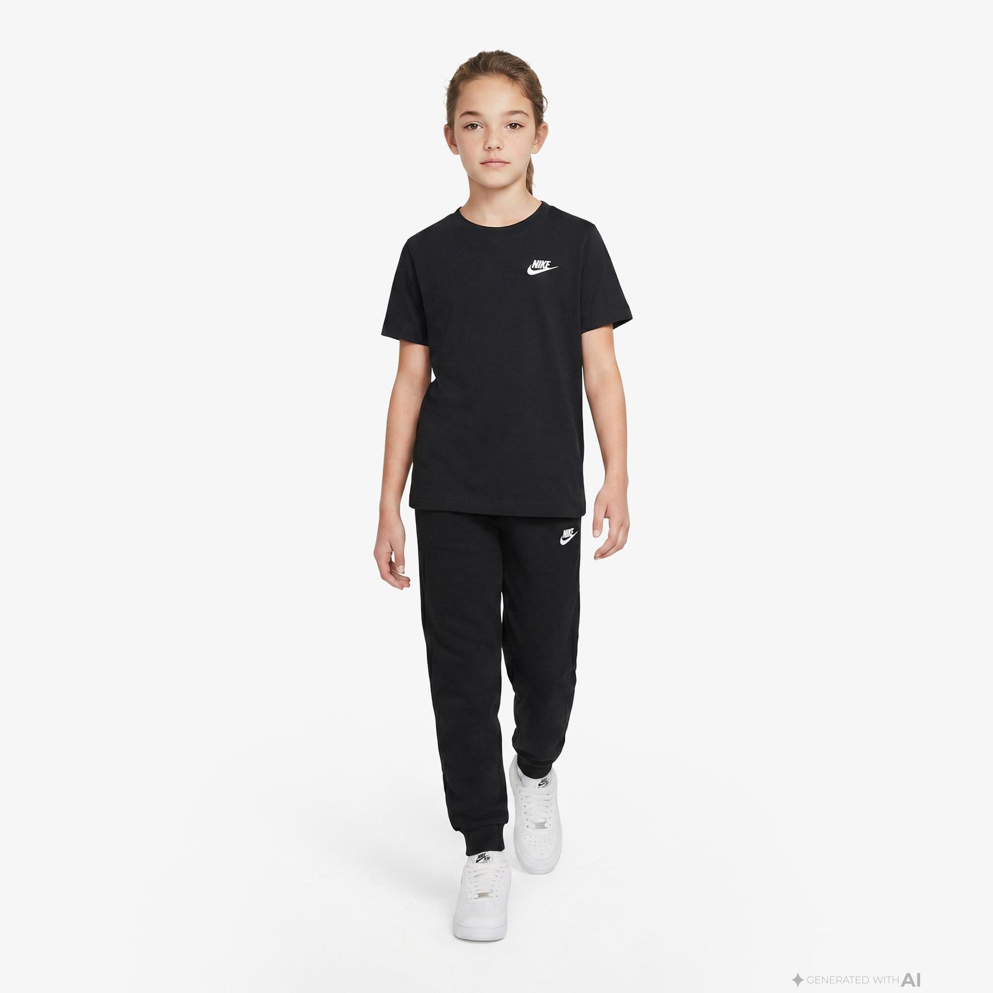Nike Sportswear Futura Çocuk Siyah T-Shirt