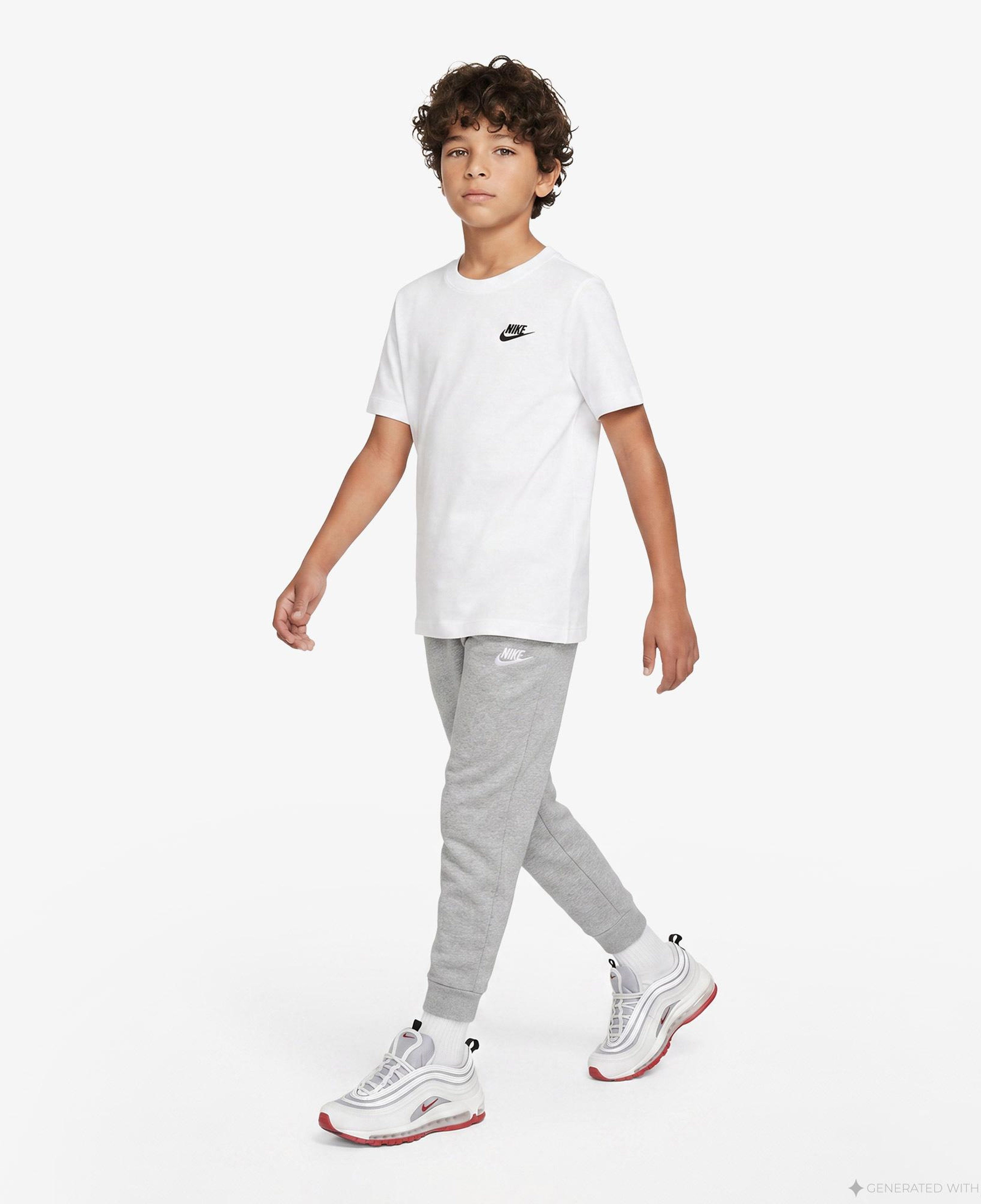 Nike Sportswear Futura Çocuk Beyaz T-Shirt
